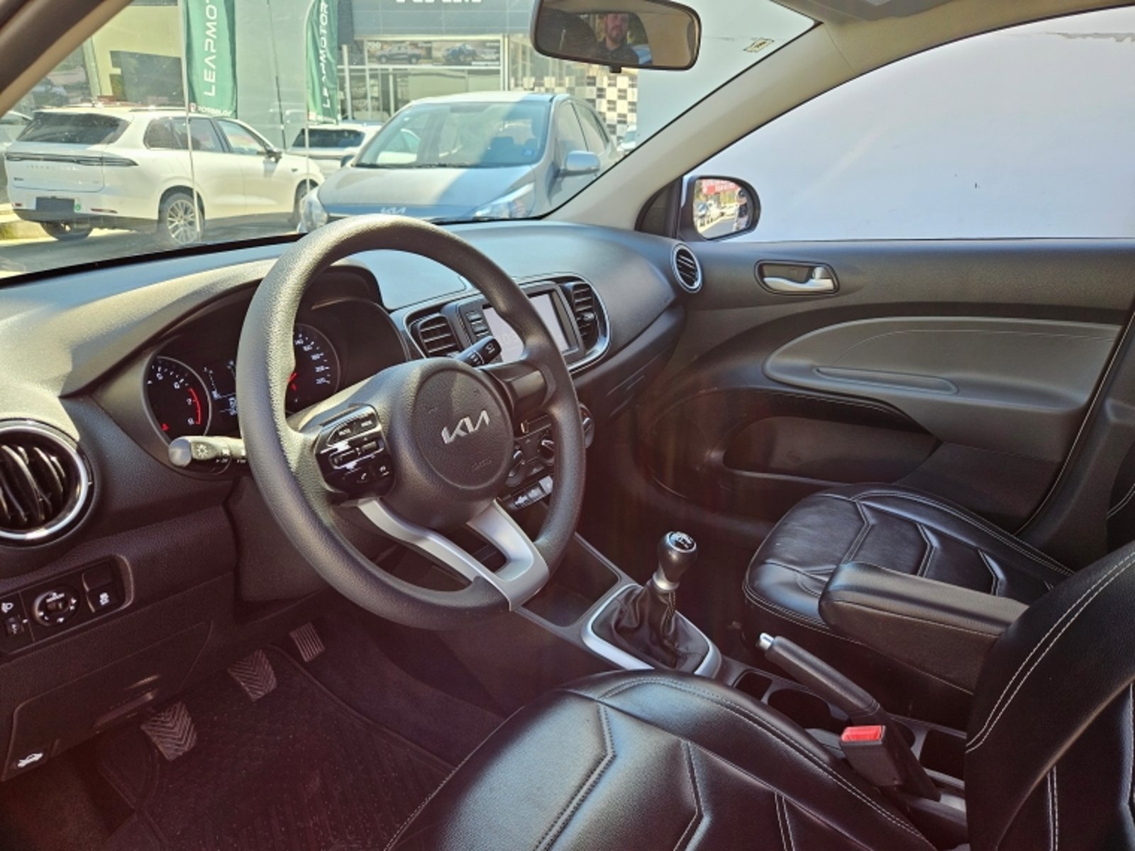 Kia Soluto Mpi 1.4 2025 - Foto 2 de 19