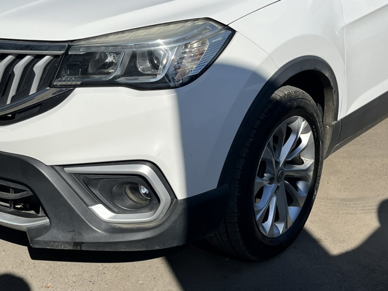 BRILLIANCE V3 1.5 2020 - Imagen 9 de 20