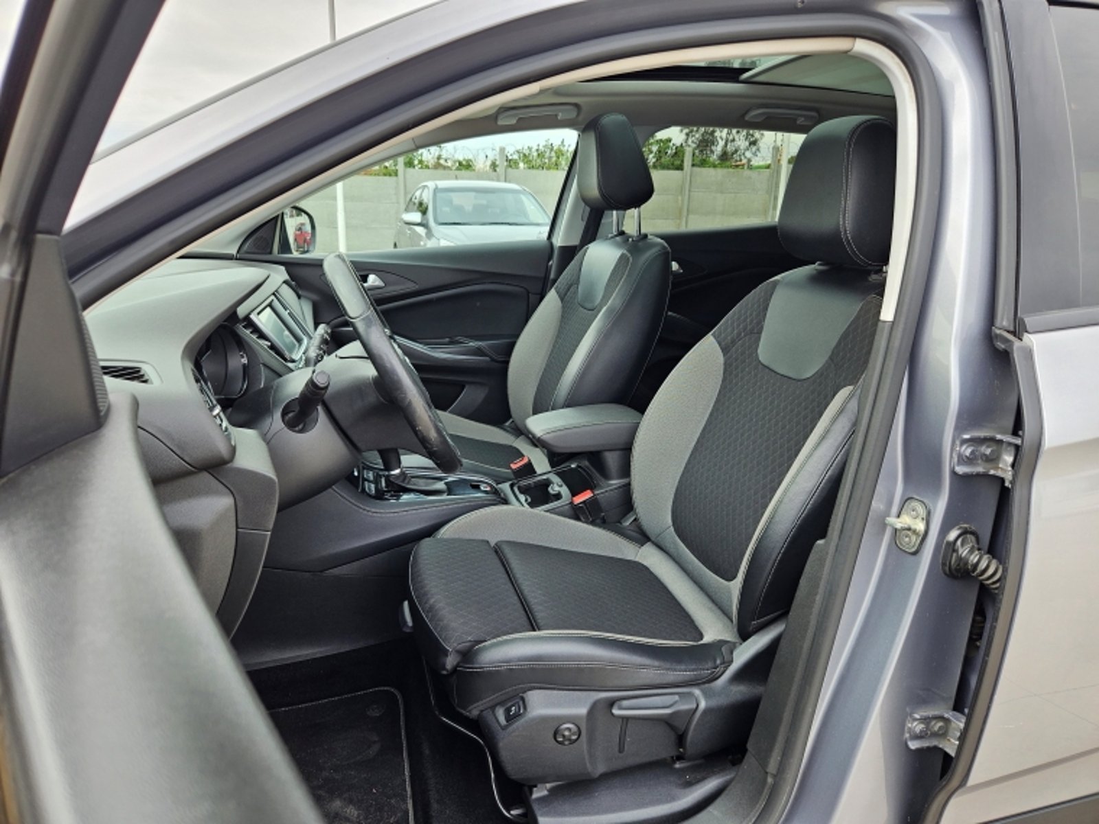 Opel Grandland X Enjoy 1.6 At 2019 - Imagen 15 de 20