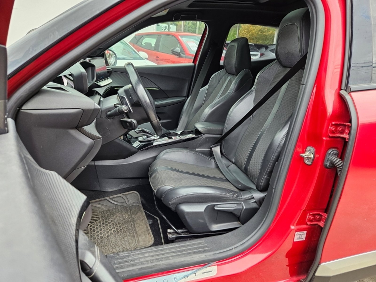 Peugeot 2008 Nuevo 2008 Gt Bluehdi 130 Eat8 2021 - Imagen 14 de 20