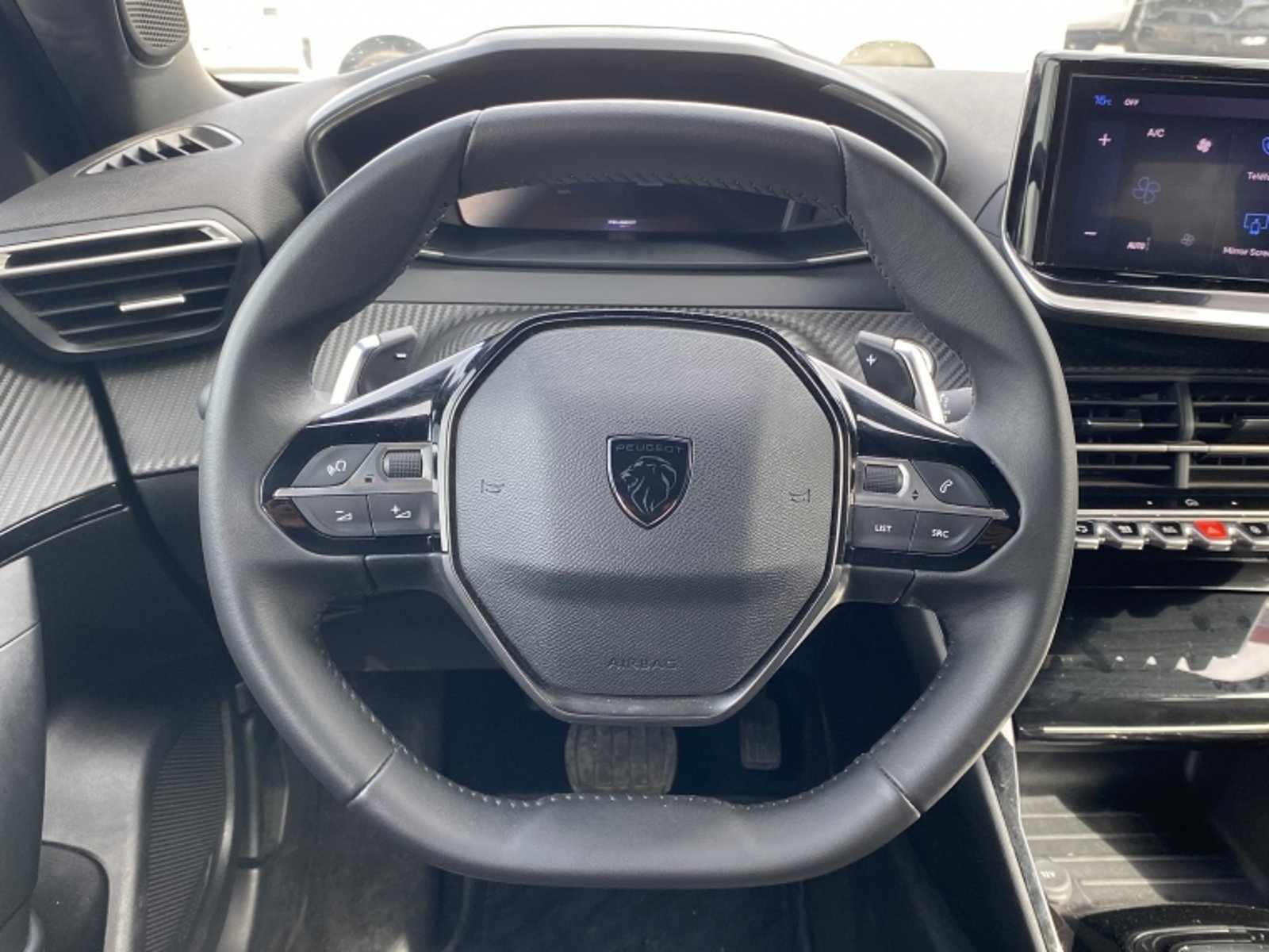 PEUGEOT 2008 Allure 1.2 Aut 2024 - Imagen 17 de 20