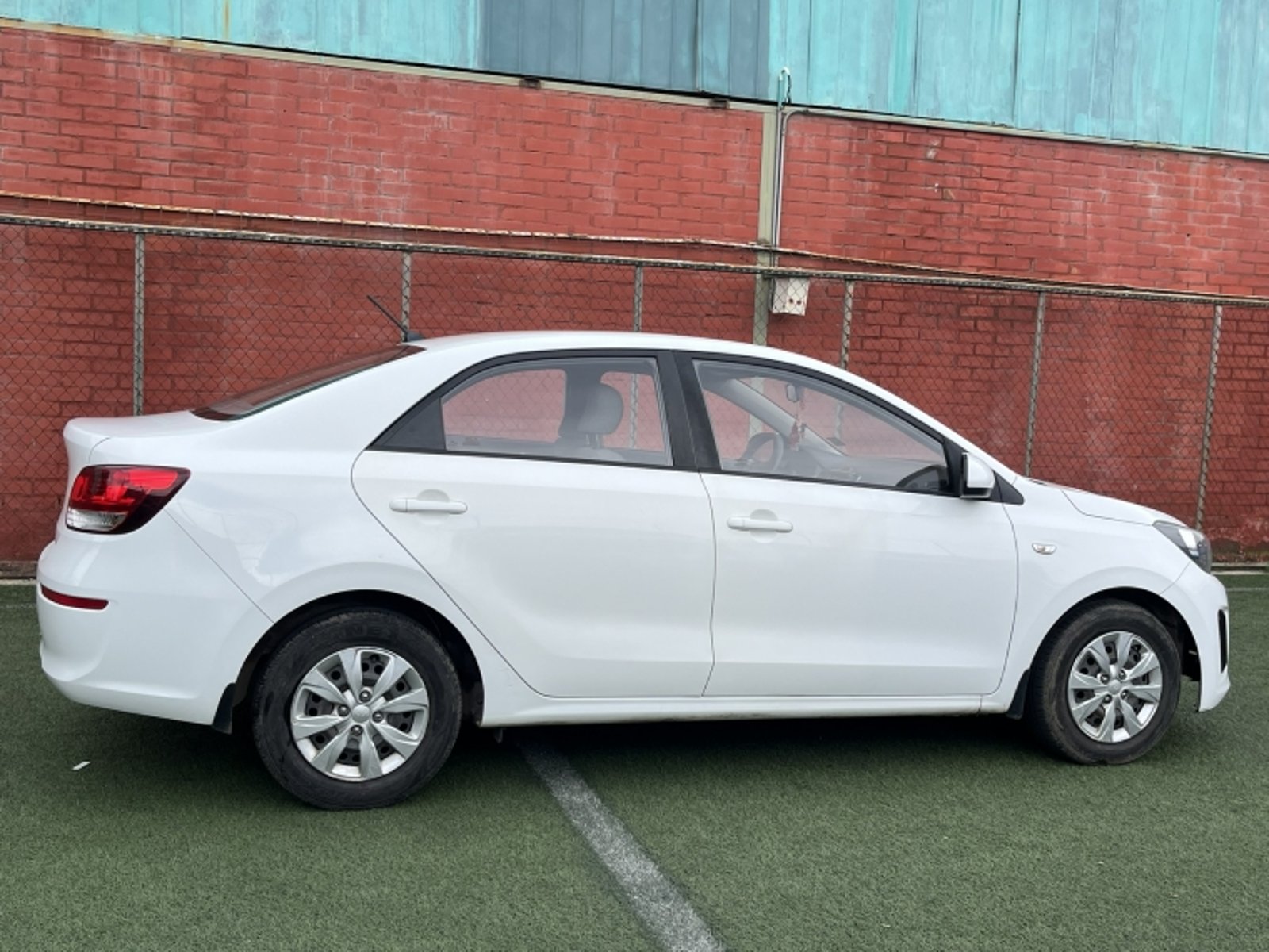 Kia Soluto Lx 1.4 2021 - Imagen 6 de 20