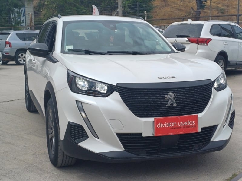Peugeot 2008 Puretech 130 1.2 2023 - Imagen 4 de 19