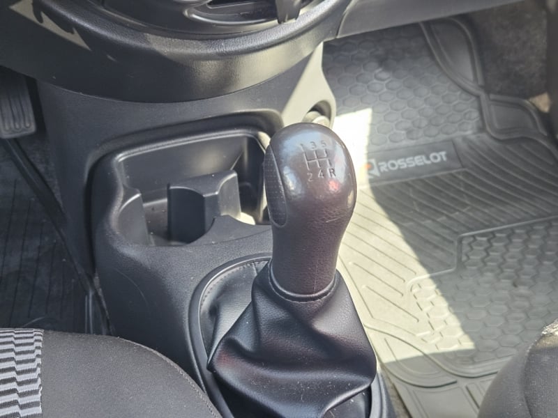 Nissan March K13 Hb 1.6 2021 - Imagen 11 de 20