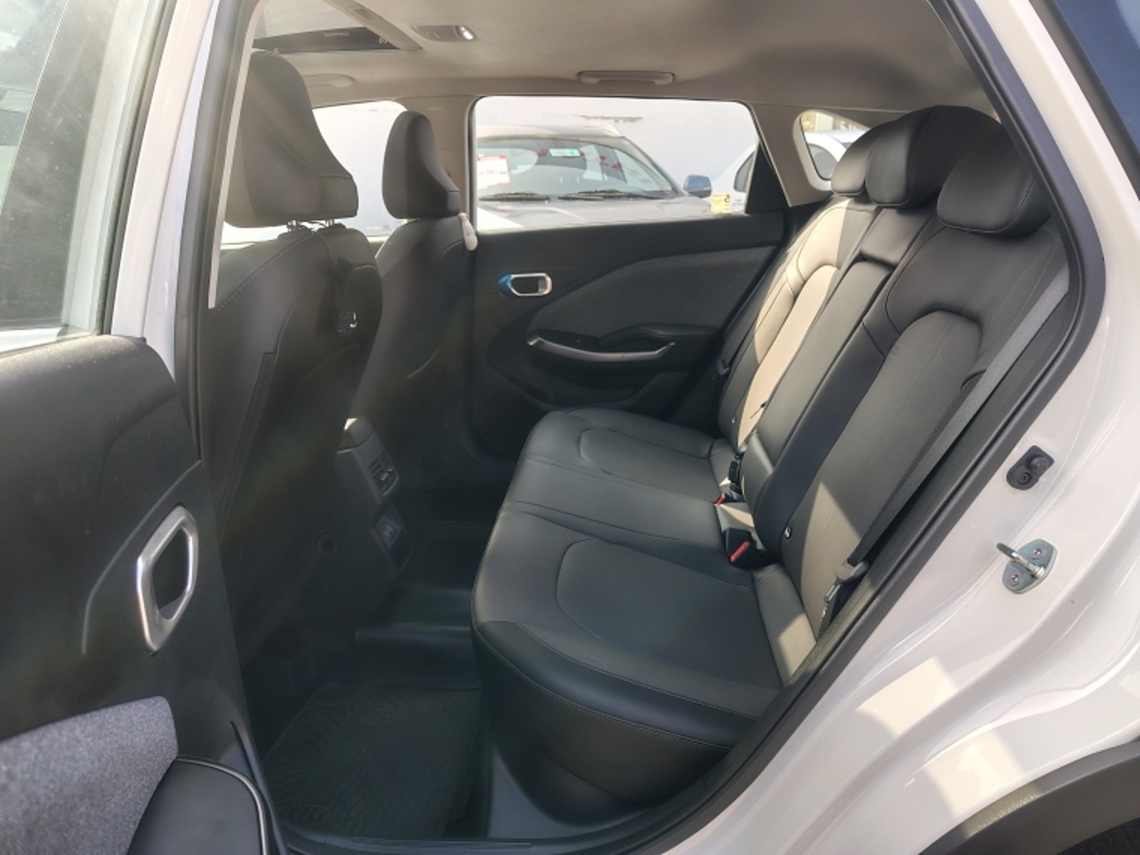 KIA K3 Cross Mpi 1.6 Aut 2025 - Imagen 8 de 20