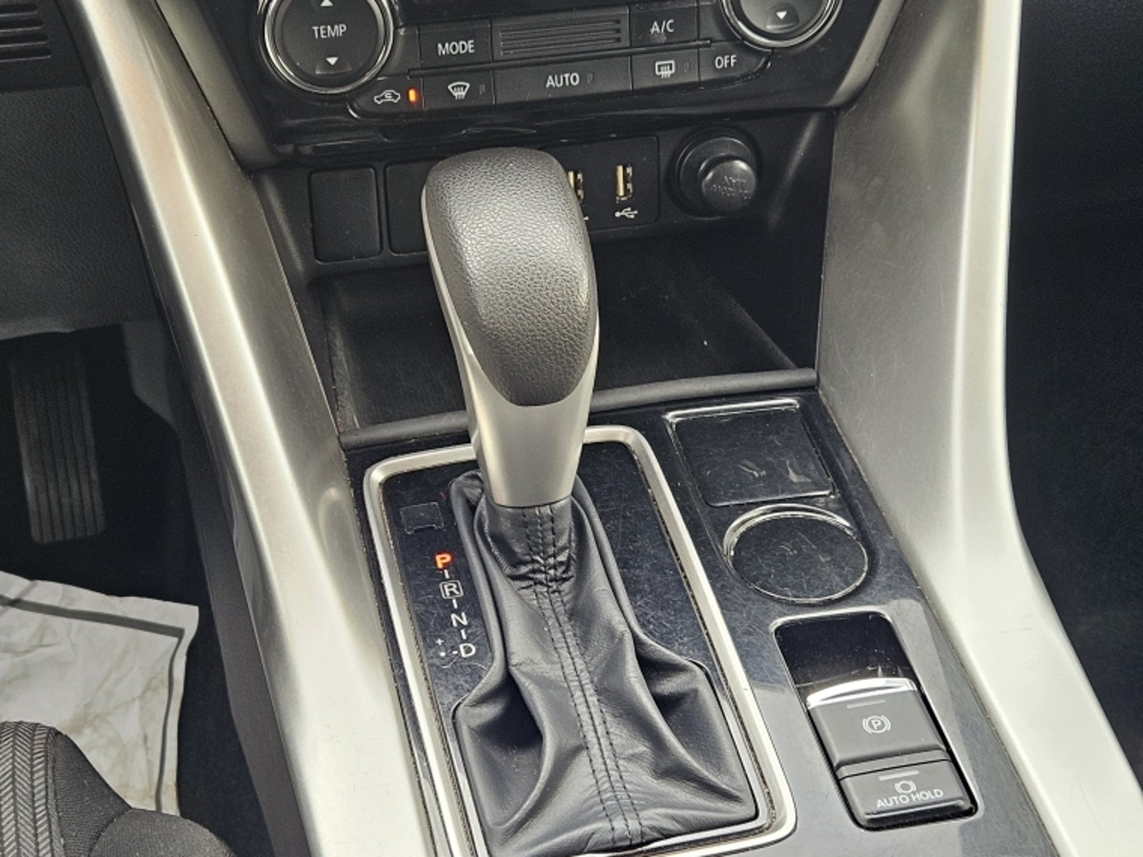 MITSUBISHI Eclipse Cross Rt 1.5 4x2 At 2025 - Imagen 12 de 20
