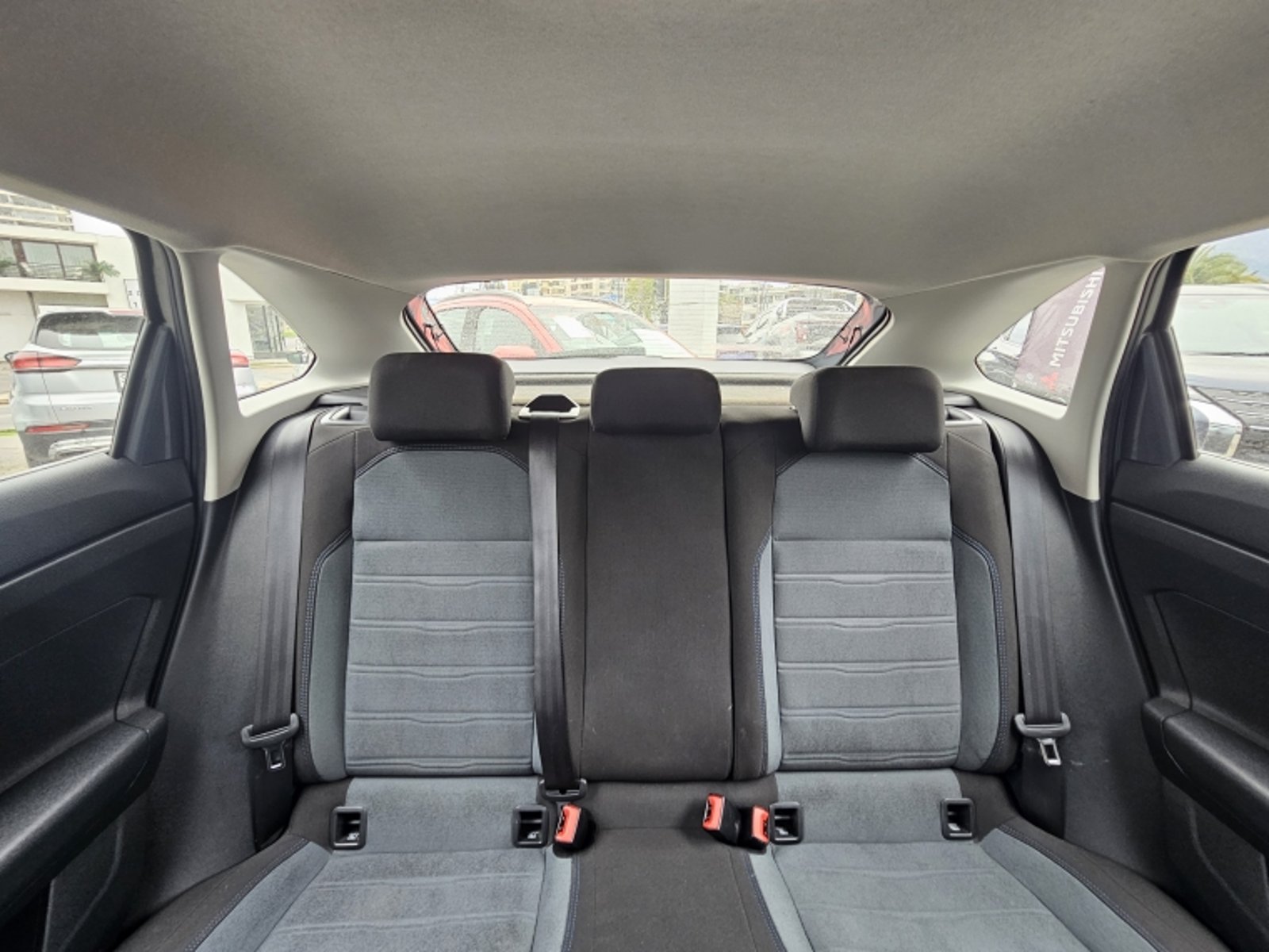 Volkswagen Nivus Tsi 1.0 Aut 2023 - Imagen 11 de 20