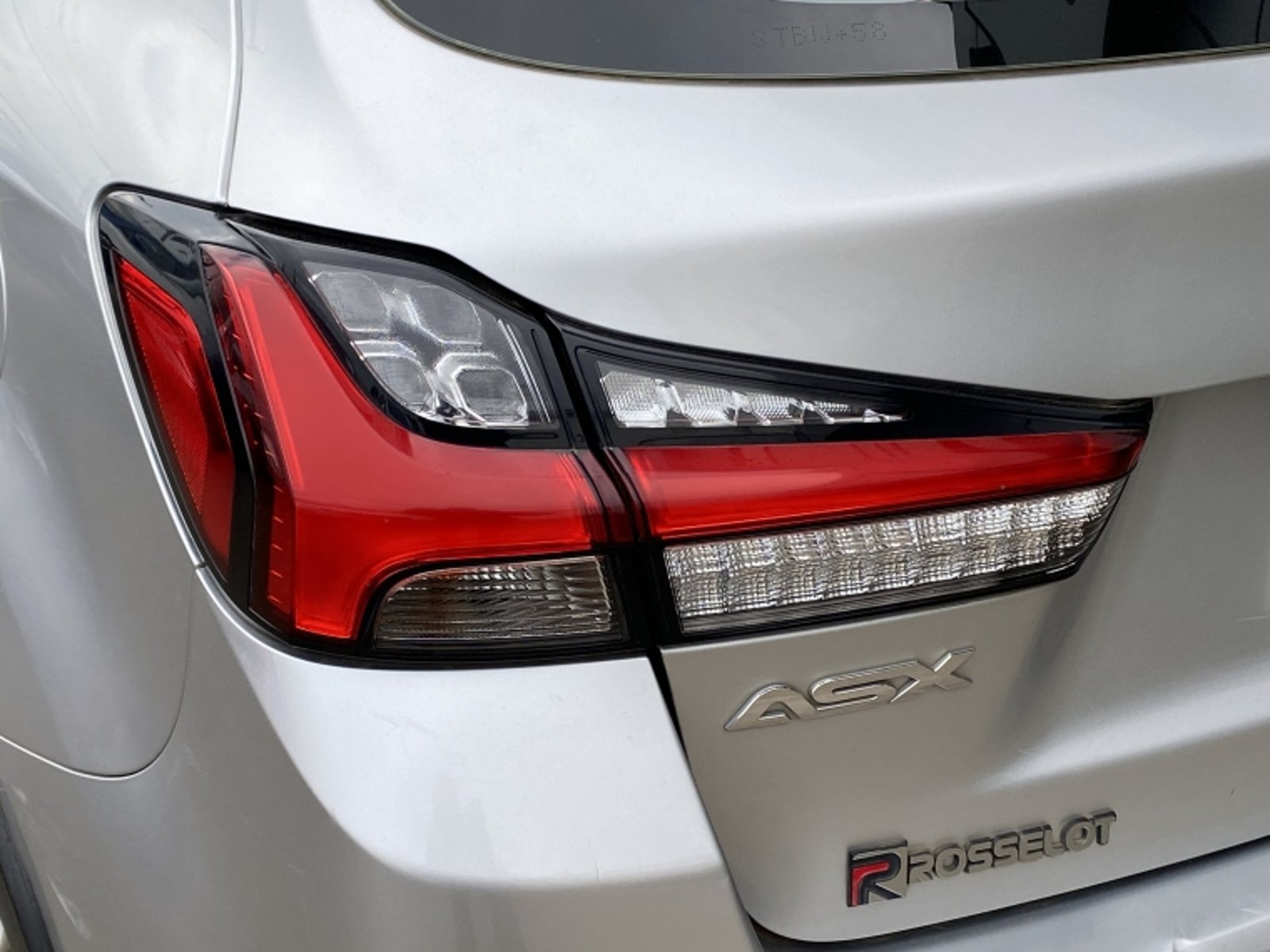 MITSUBISHI Asx 4x2 Mt 1.6 2023 - Imagen 7 de 20