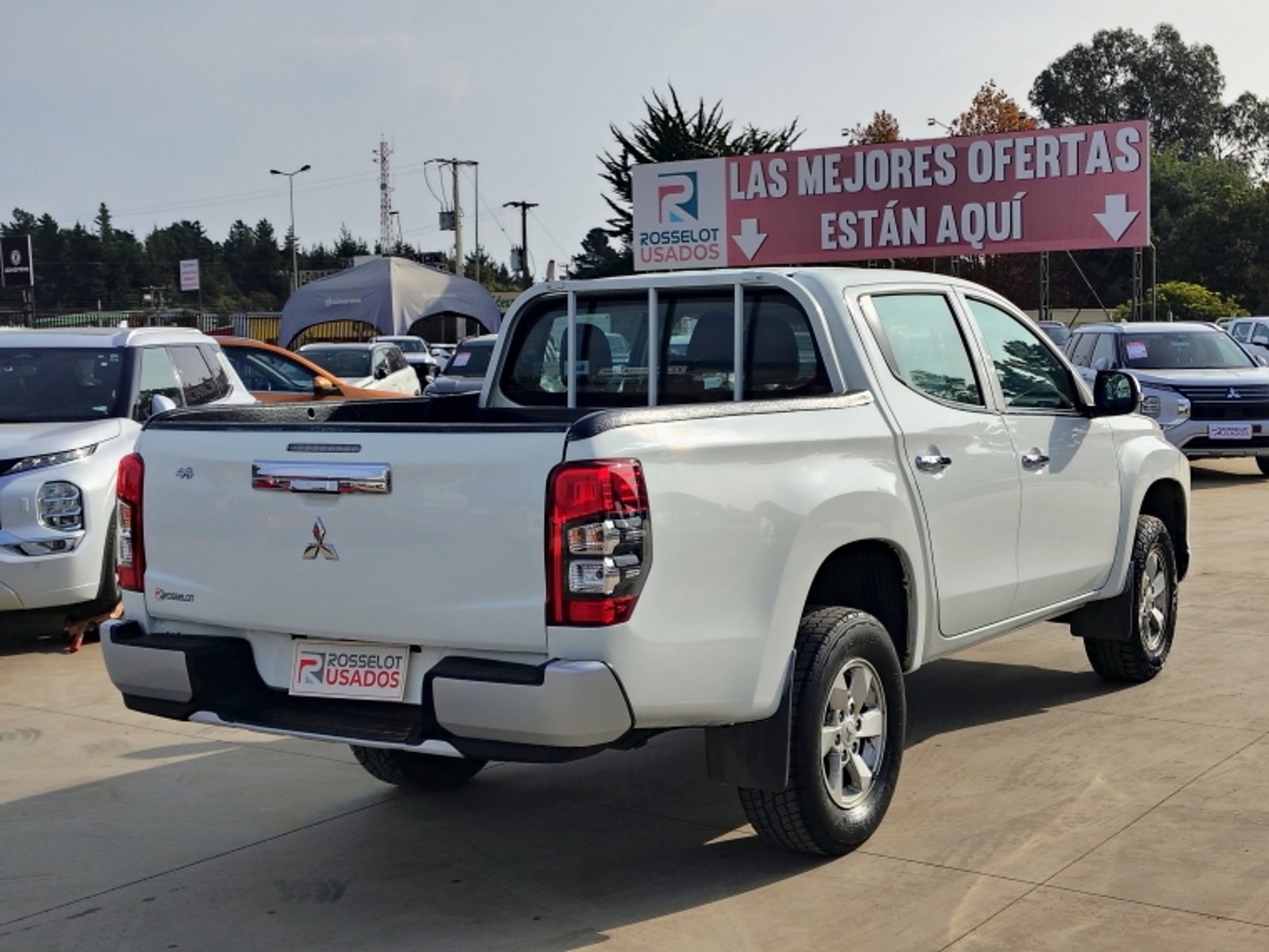 MITSUBISHI L200 D/c 2.4 Katana Crt 4x4 Special Pack 2023 - Foto 5 de 20