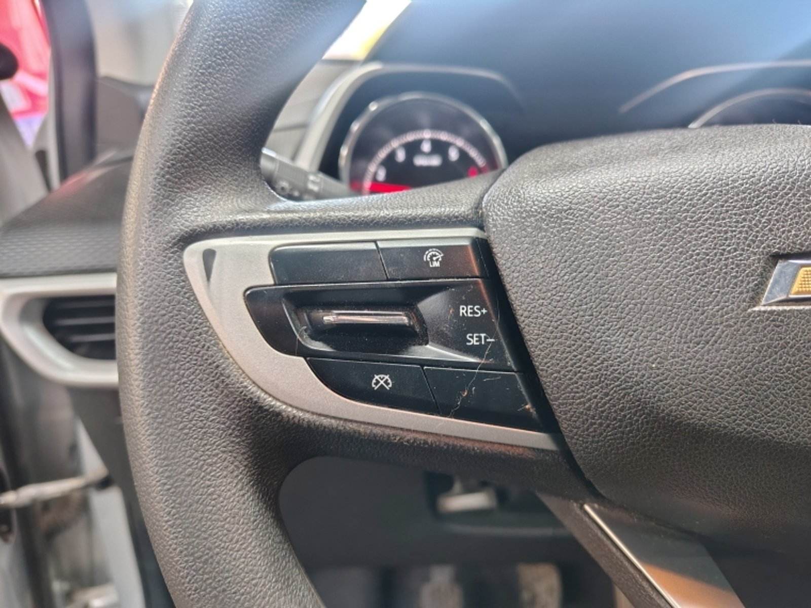 CHEVROLET Tracker 1.2t 2023 - Imagen 16 de 20
