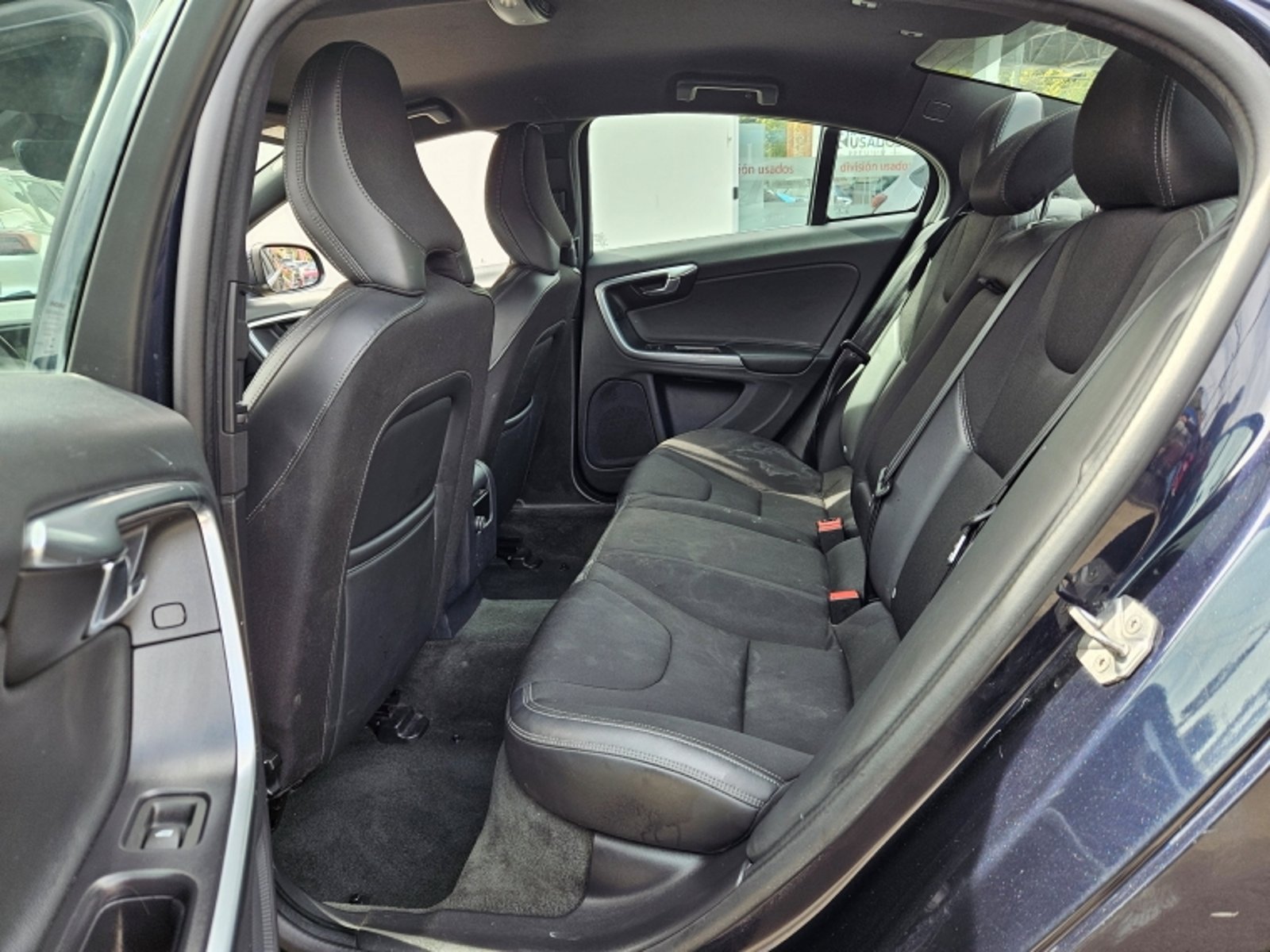 Volvo S60 Comfort 1.5 2017 - Imagen 8 de 20