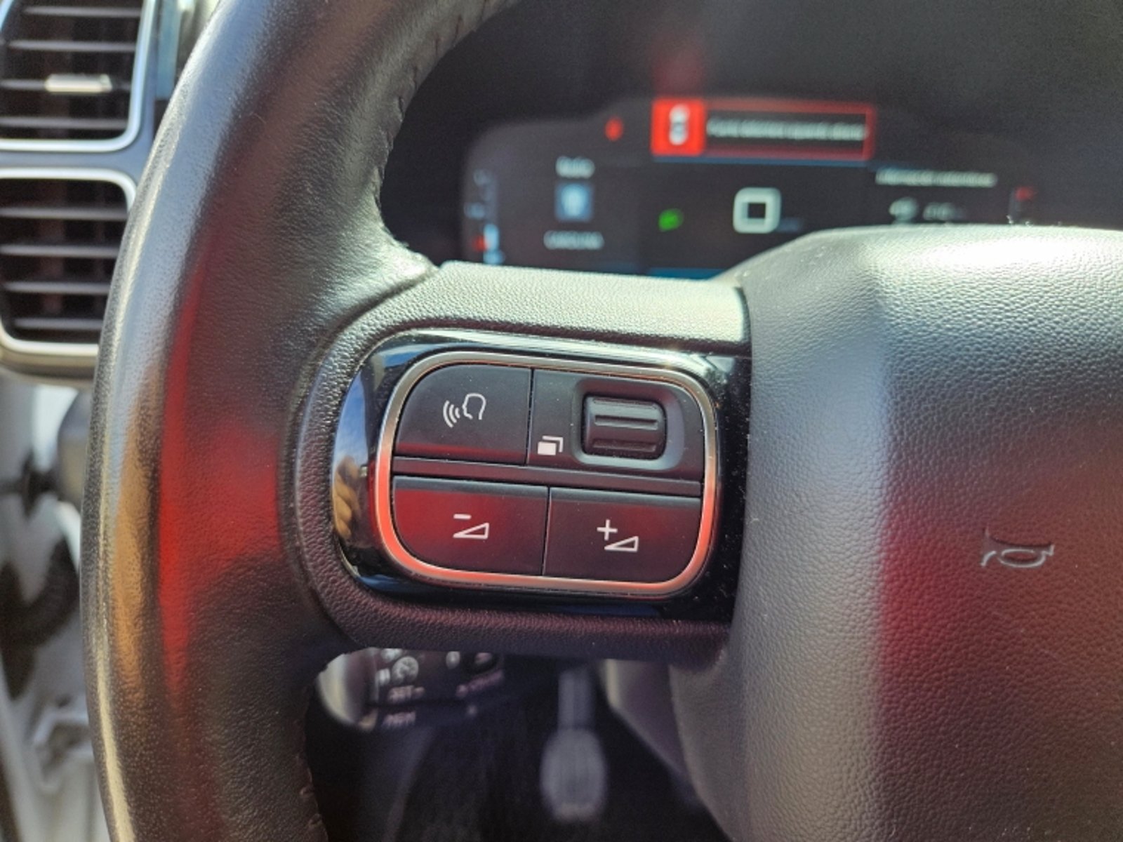 Citroën C5 Aircross Bluehdi 1.5 2022 - Imagen 14 de 18