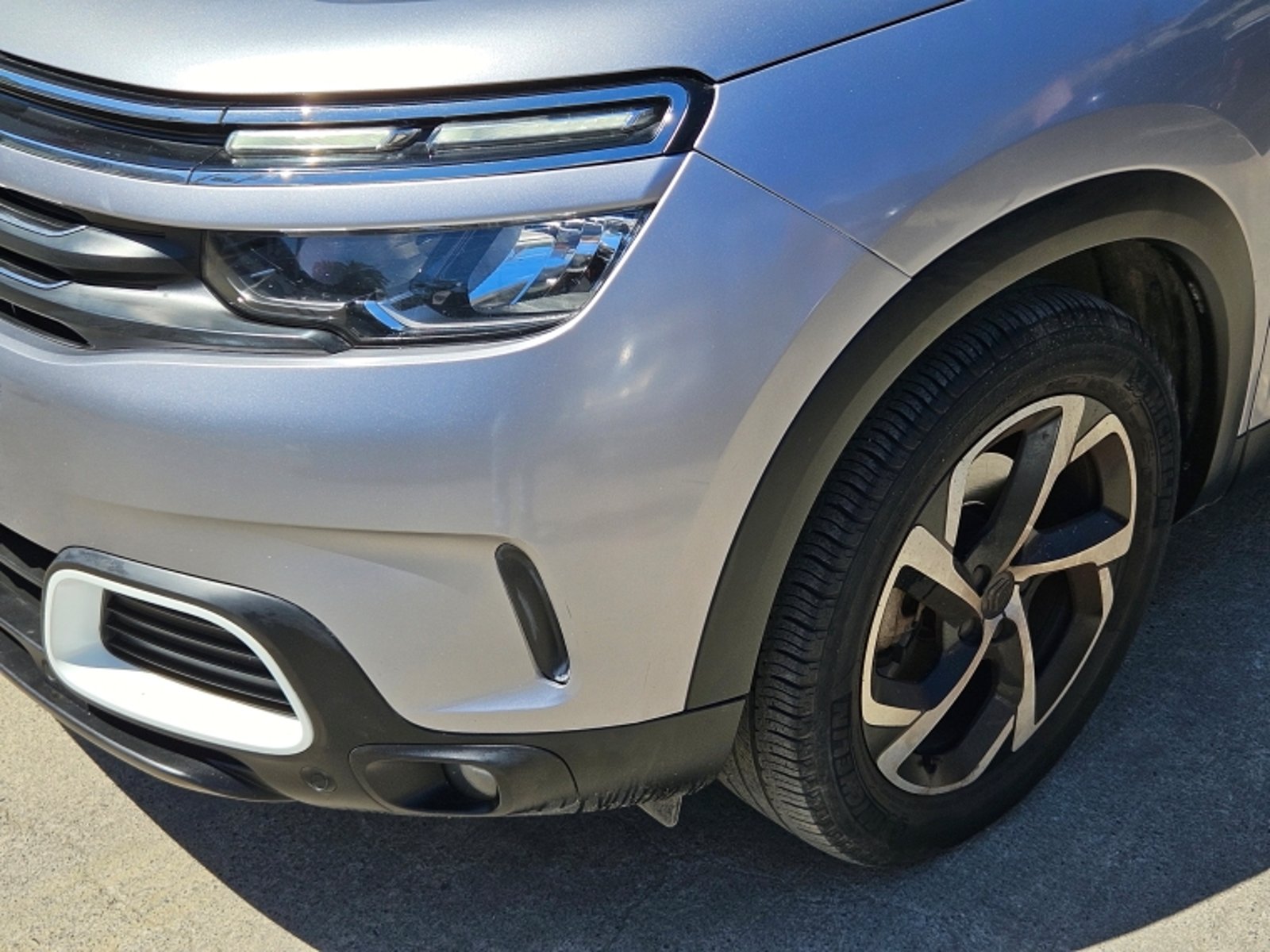 Citroën C5 Aircross 1.6 Aut 2020 - Foto 2 de 20