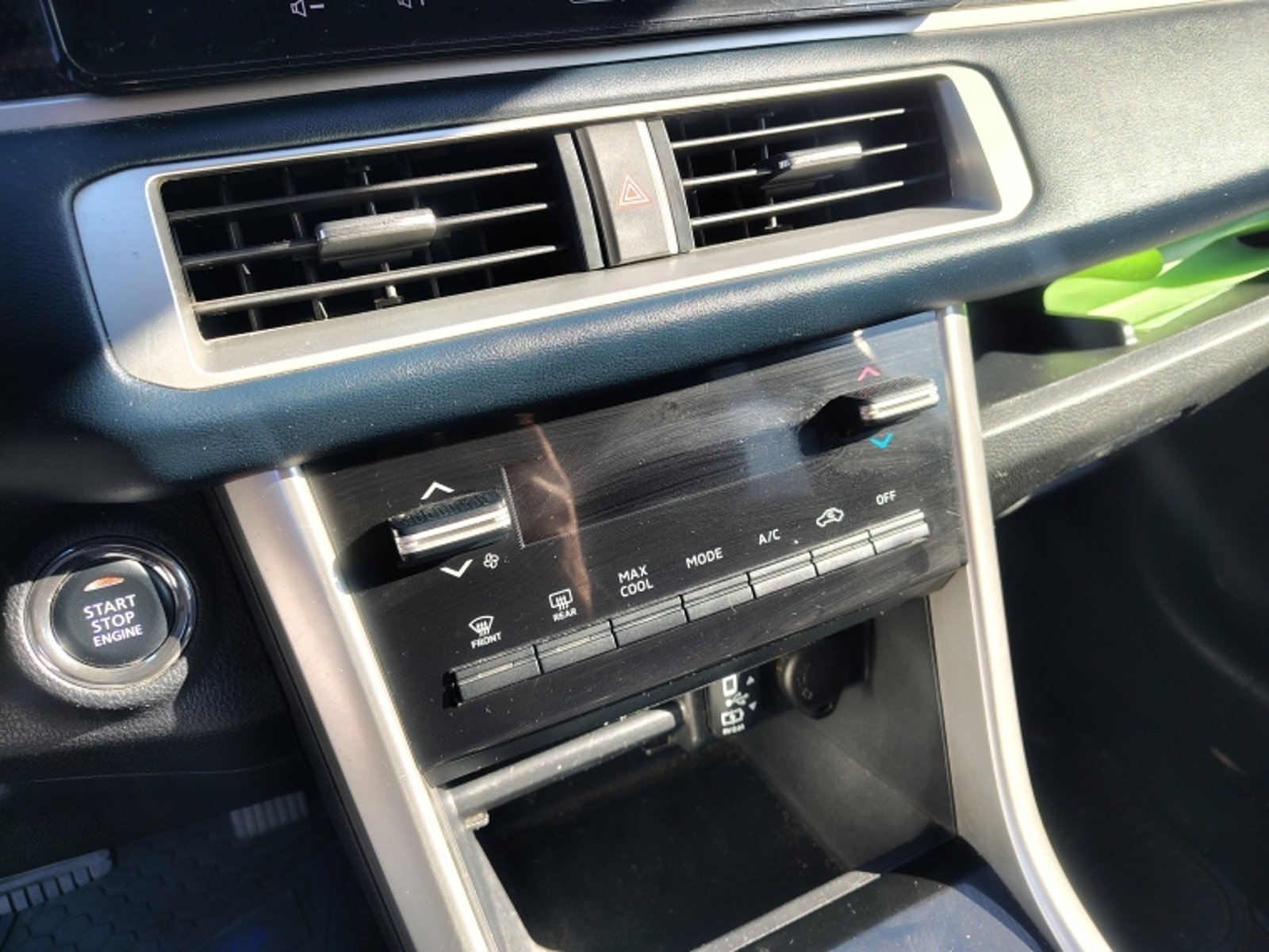 MITSUBISHI Xpander Cross 1.5 Aut 2024 - Imagen 17 de 20