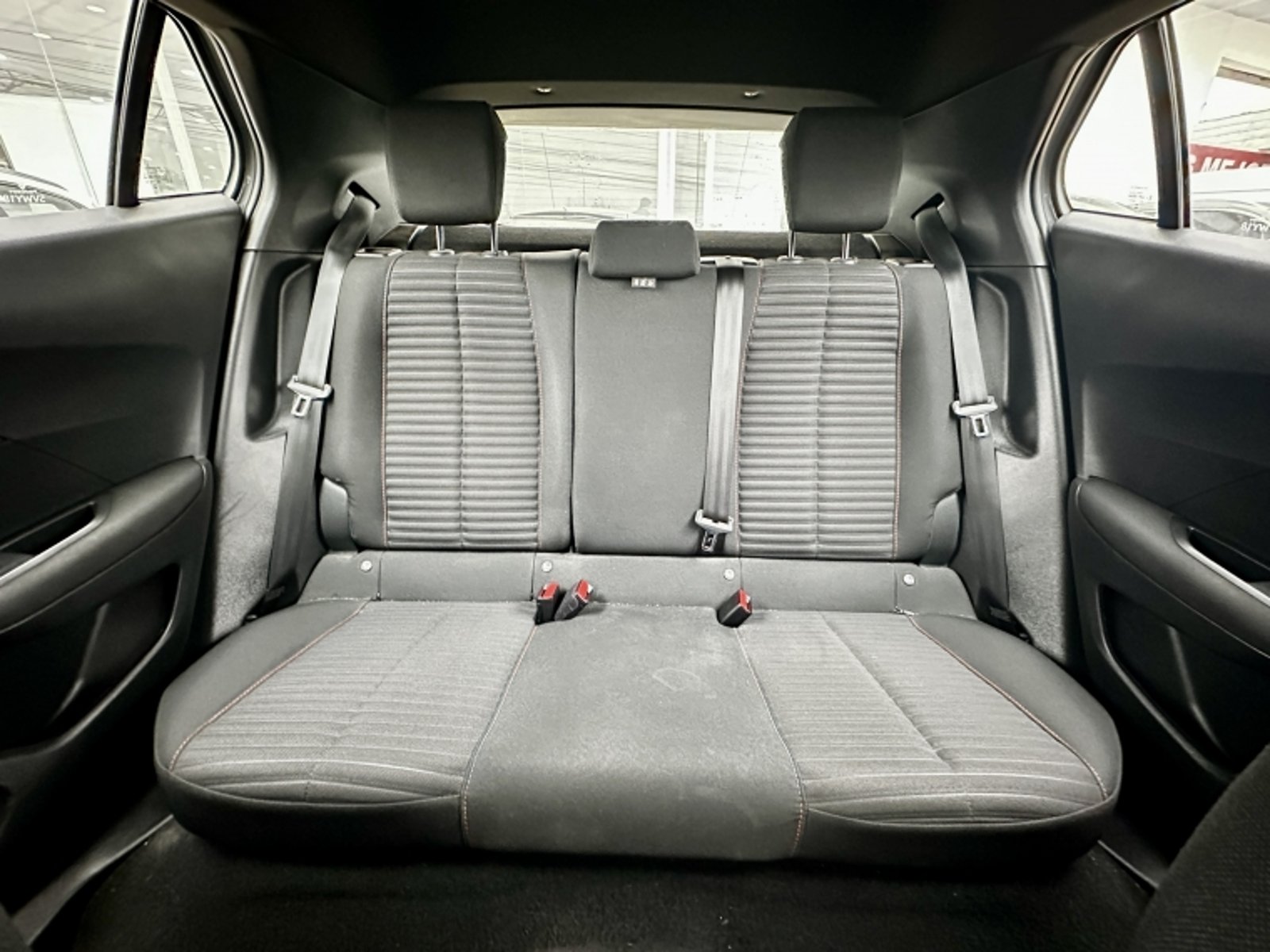 PEUGEOT 2008 Puretech 130 4x2 1.2 2023 - Imagen 16 de 20