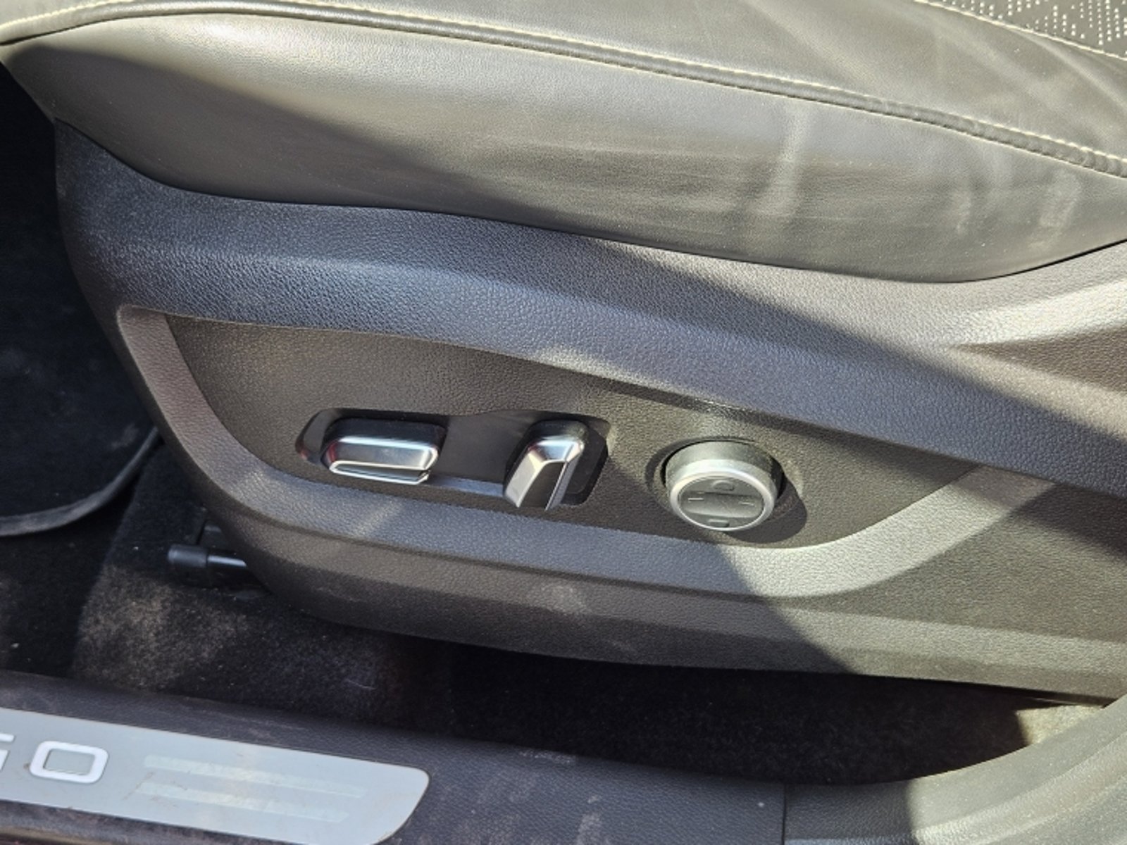 CHERY Tiggo 8 Pro Glx Dct 1.6 Aut 2023 - Imagen 14 de 20