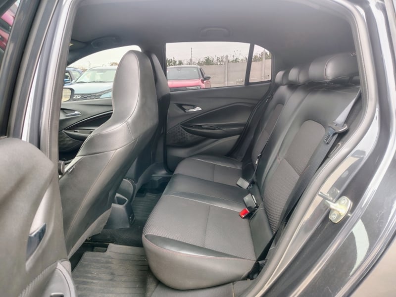 Chevrolet Onix Hb 1.0 2024 - Imagen 8 de 20