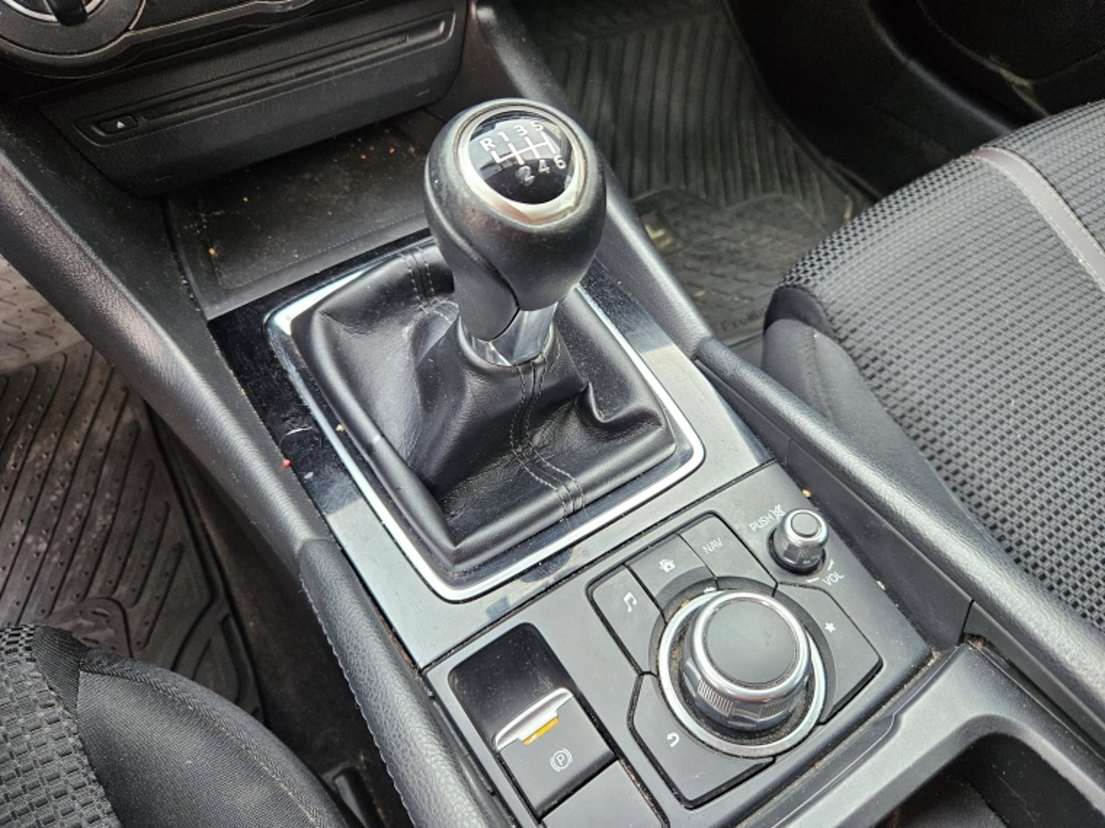 MAZDA 3 New 3 2.0 2020 - Imagen 15 de 20