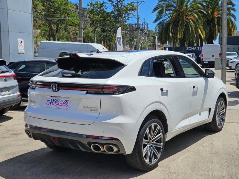 Changan UNI-K Uni K Elite 4x4 2.0 Aut 2024 - Imagen 18 de 20