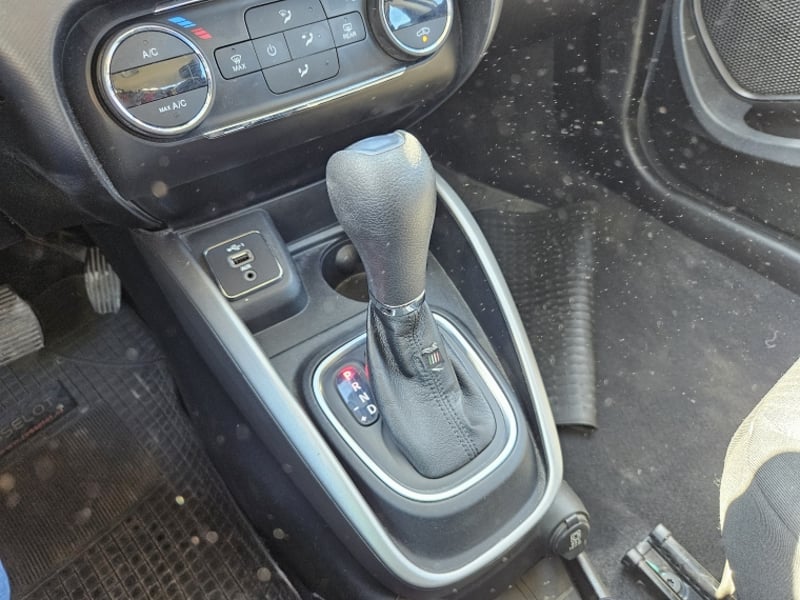 Fiat Cronos Drive 1.8 At 2022 - Imagen 15 de 20