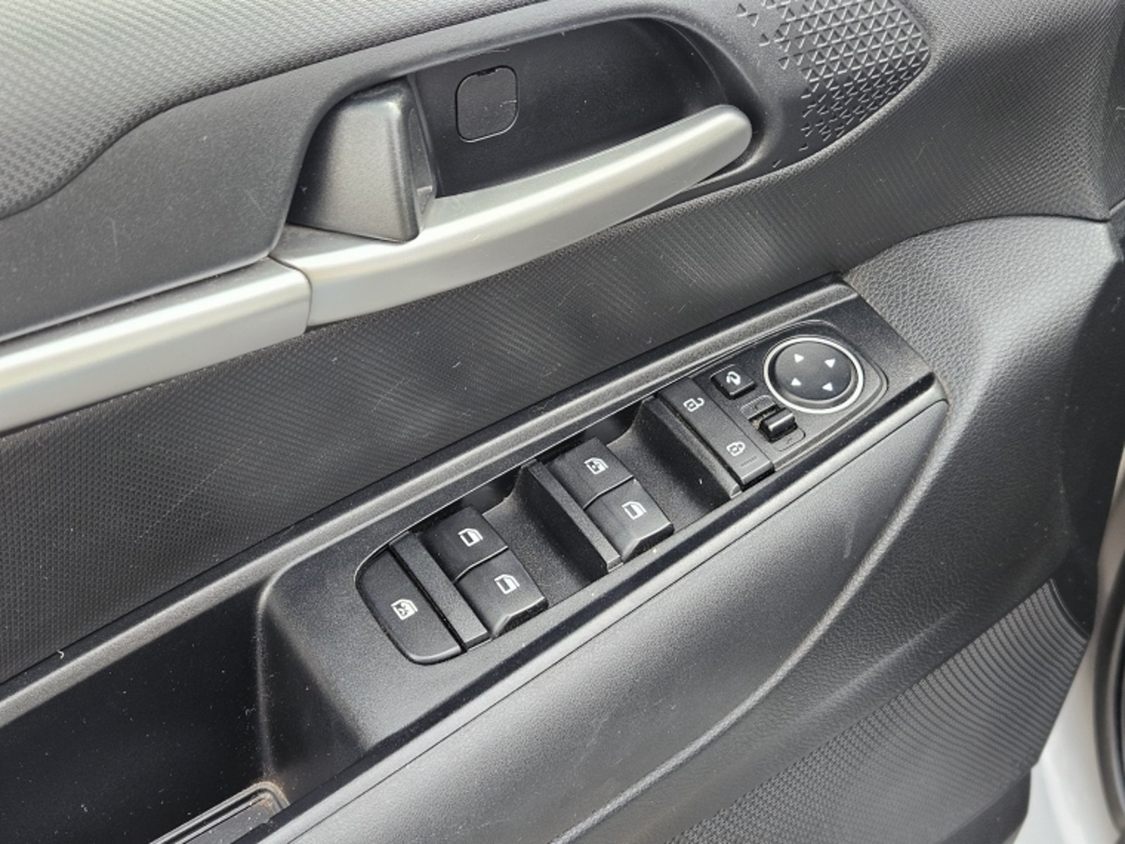KIA Sonet Ex 1.5l 6mt 2023 - Imagen 14 de 20