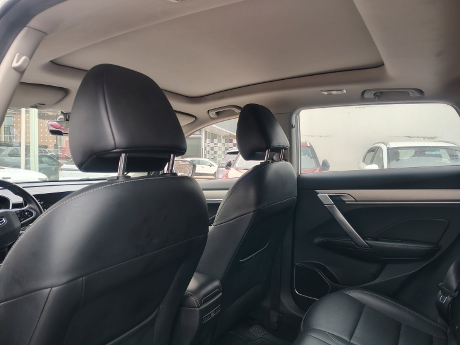 GEELY Coolray 1.5 Aut 2023 - Imagen 9 de 20