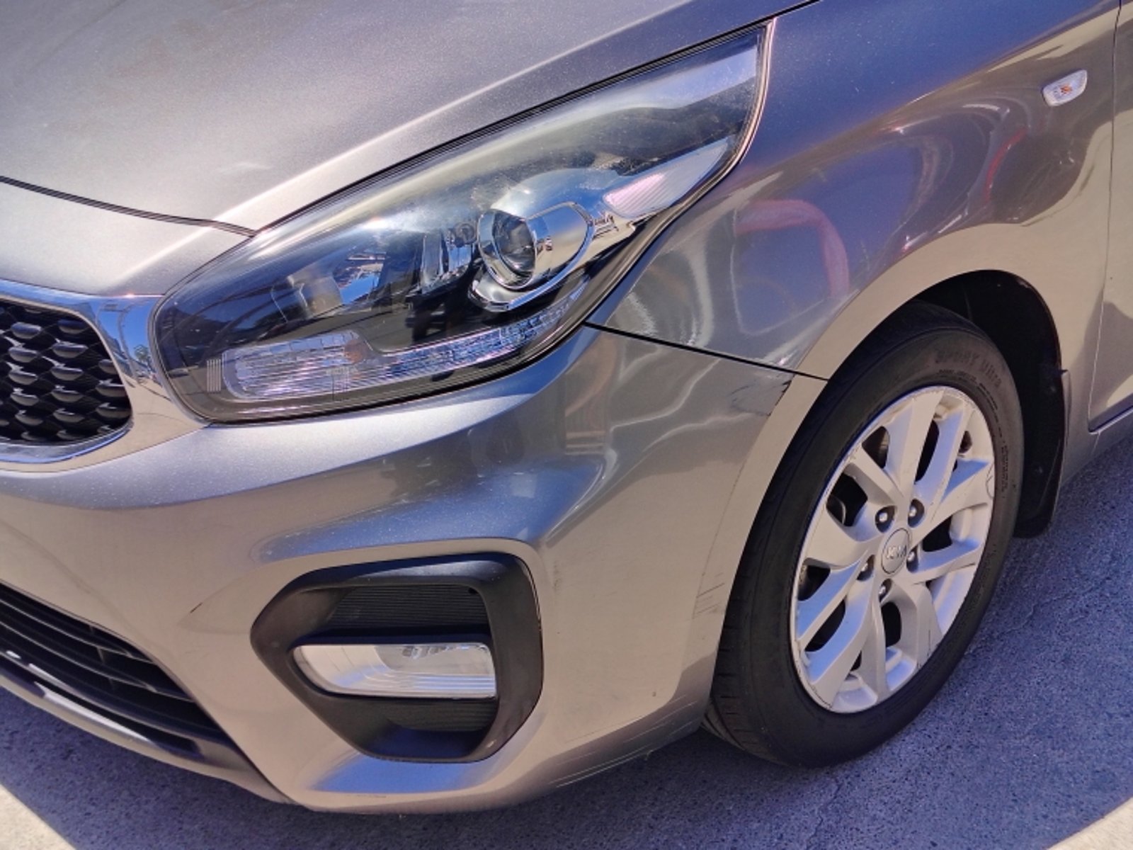 Kia CARENS New Carens Ex 2.0 2019 - Foto 2 de 17