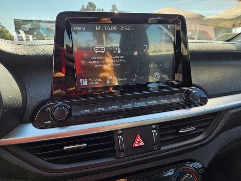 Kia Cerato Mpi 1.6 Aut 2022 - Imagen 18 de 20