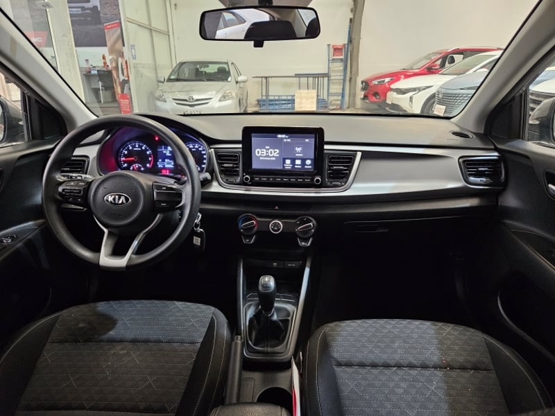 Kia Rio 4 6mt 1.4 2022 - Imagen 10 de 19
