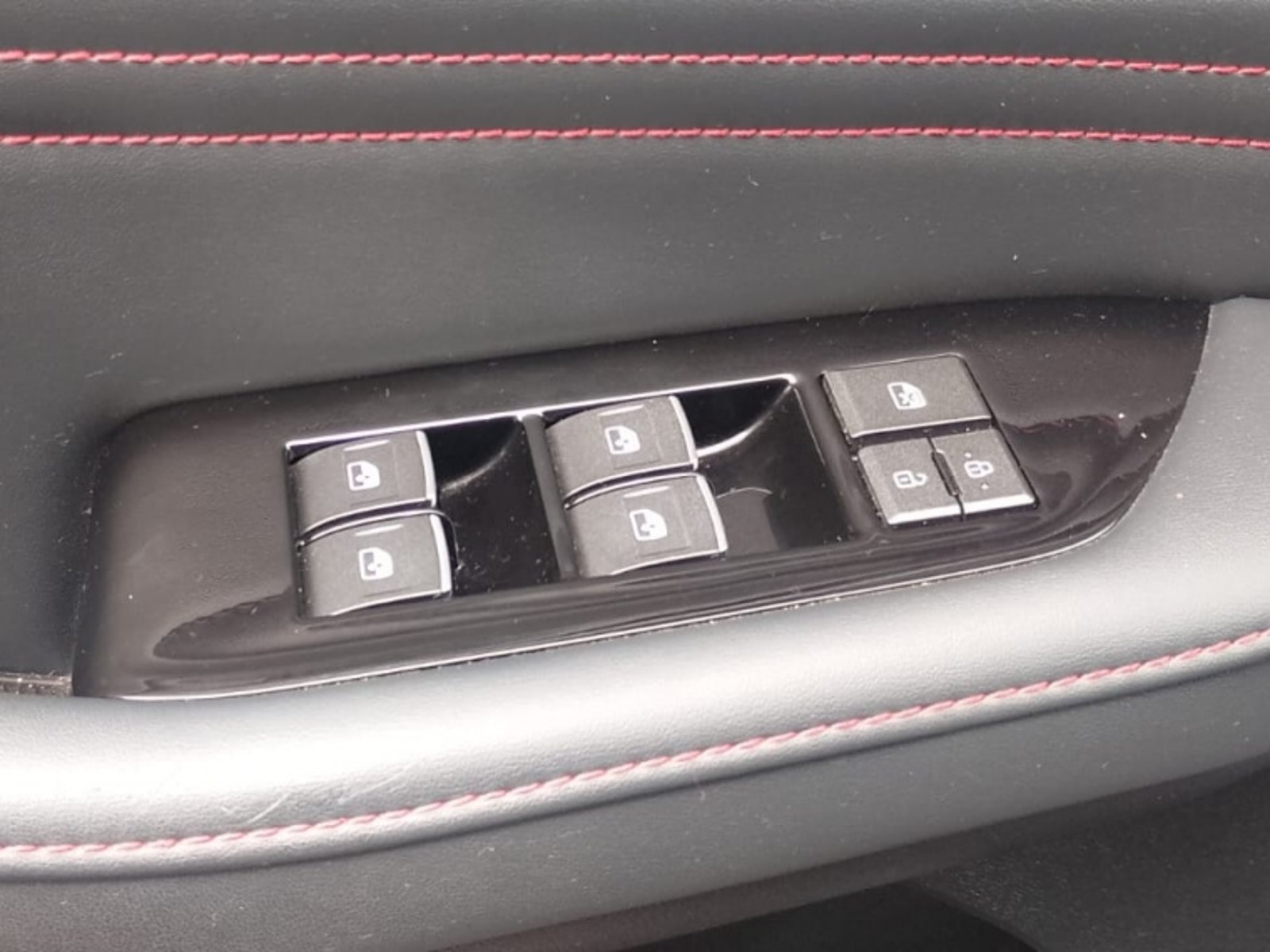 DFM T5 Evo 4x2 1.5 Aut 2023 - Imagen 17 de 20