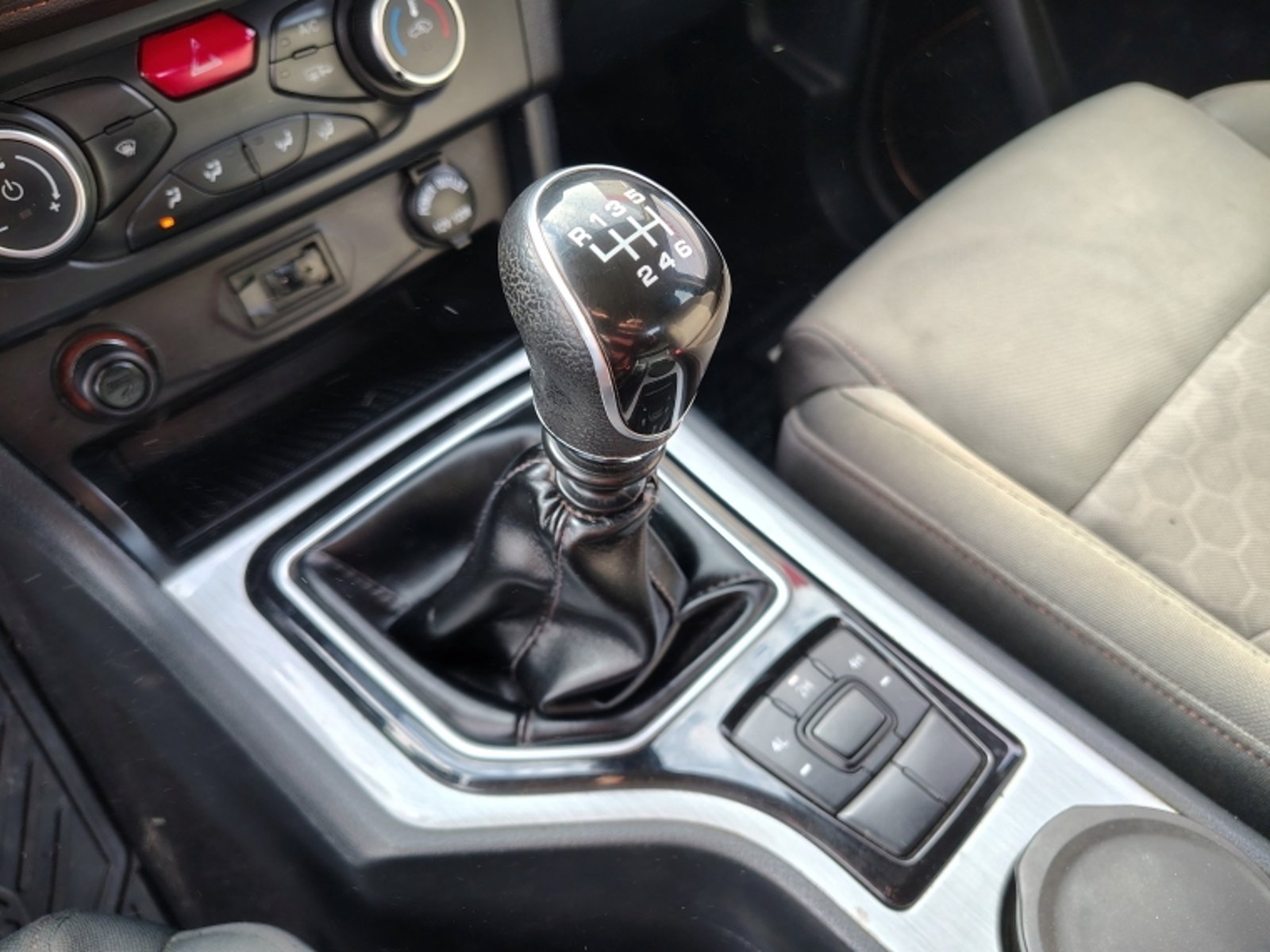 ZXAuto Terralord 4x4 Dc 2.5 2022 - Imagen 12 de 18