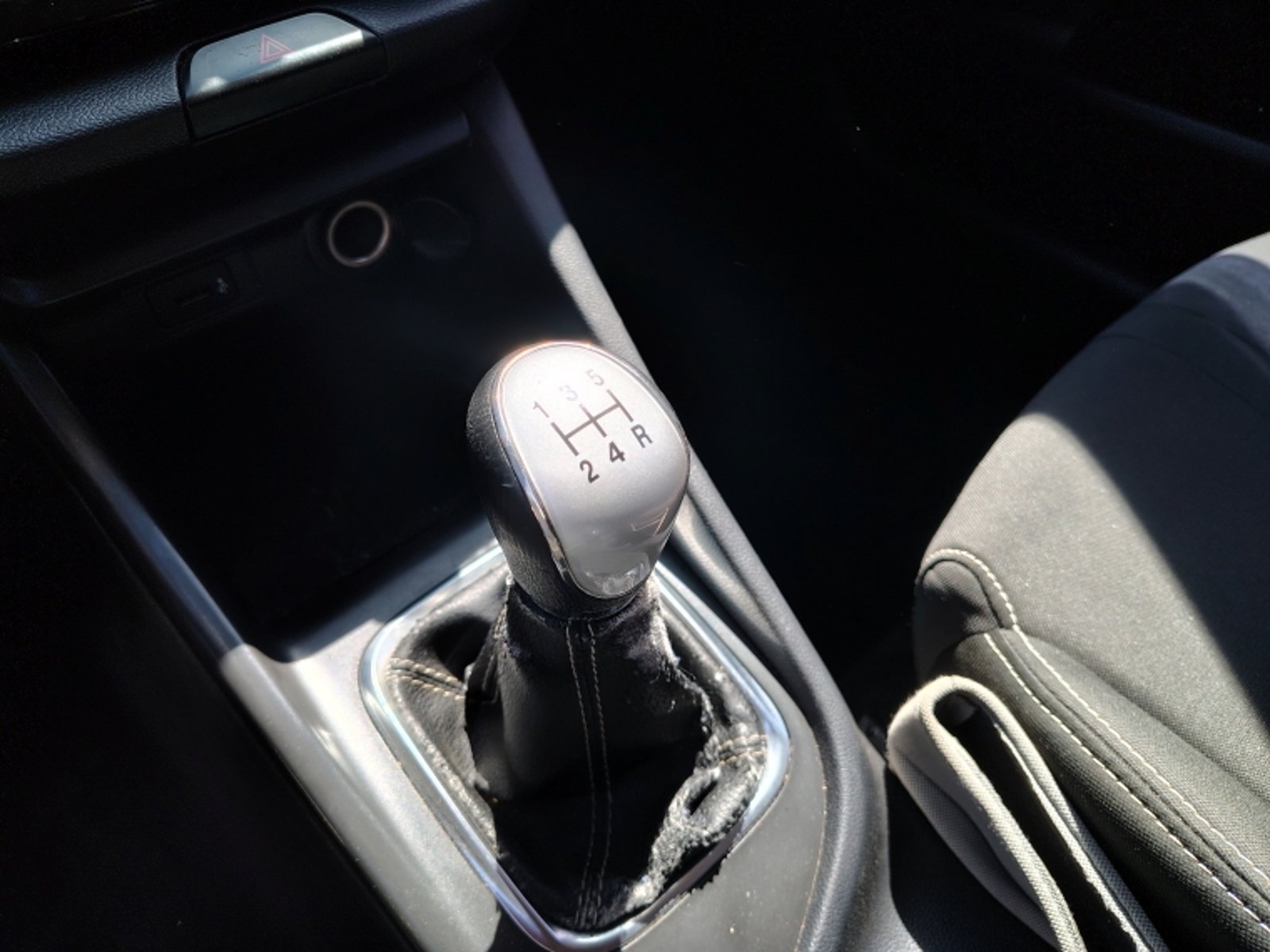 CHANGAN Alsvin 1.4 2022 - Imagen 17 de 20
