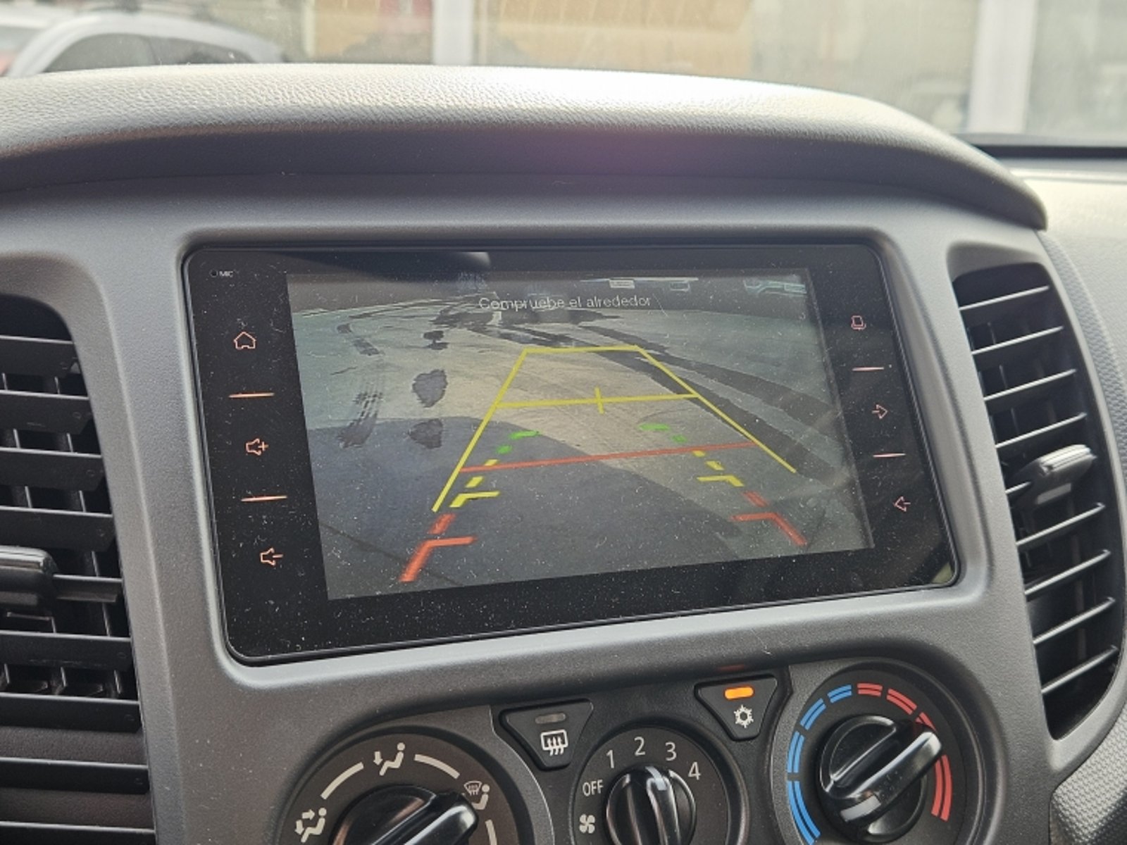MITSUBISHI L200 Work Cr Wf 2.4 2023 - Imagen 19 de 20