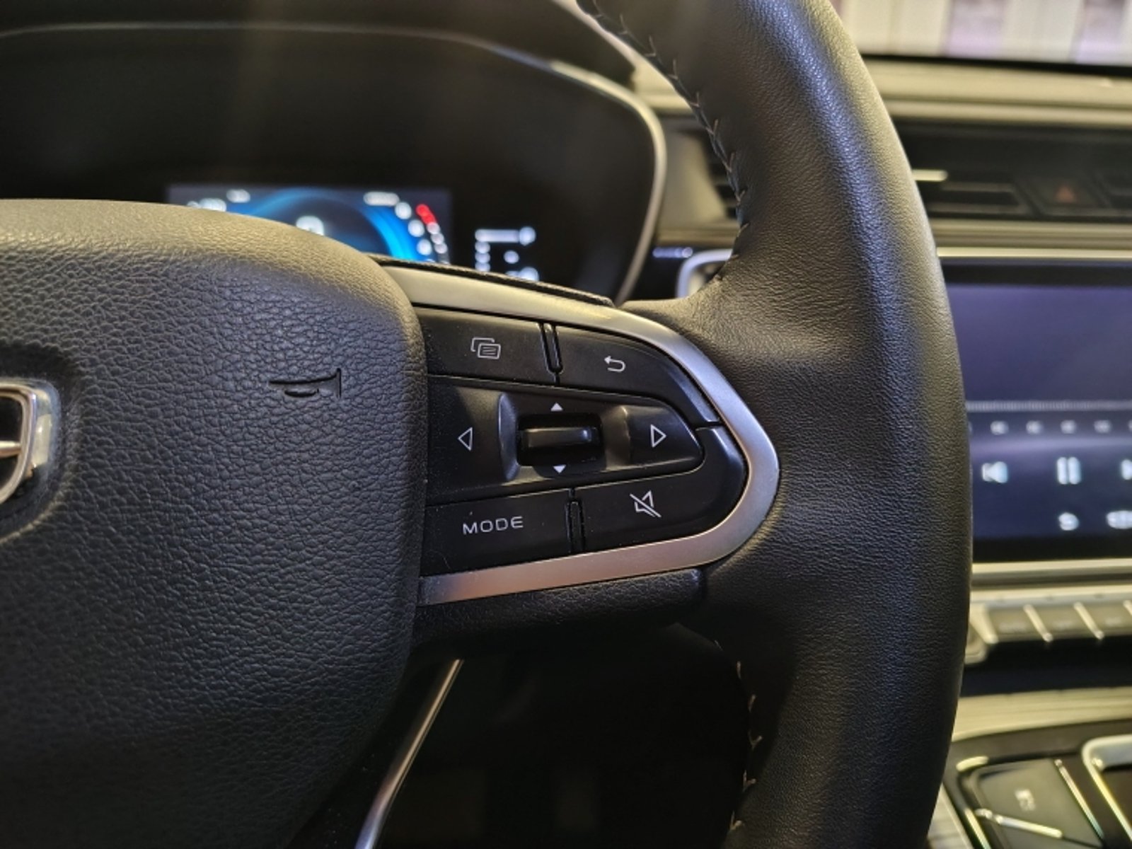 GEELY Azkarra 1.5 Aut 2023 - Imagen 17 de 20