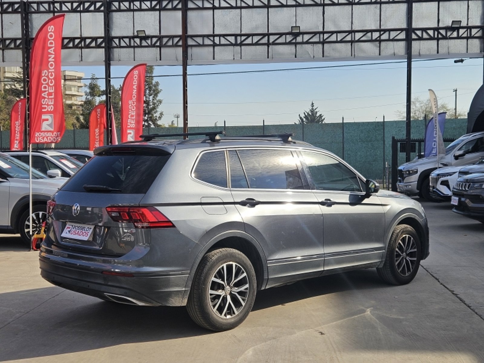 VOLKSWAGEN Tiguan 1.4 Aut 2019 - Foto 4 de 20