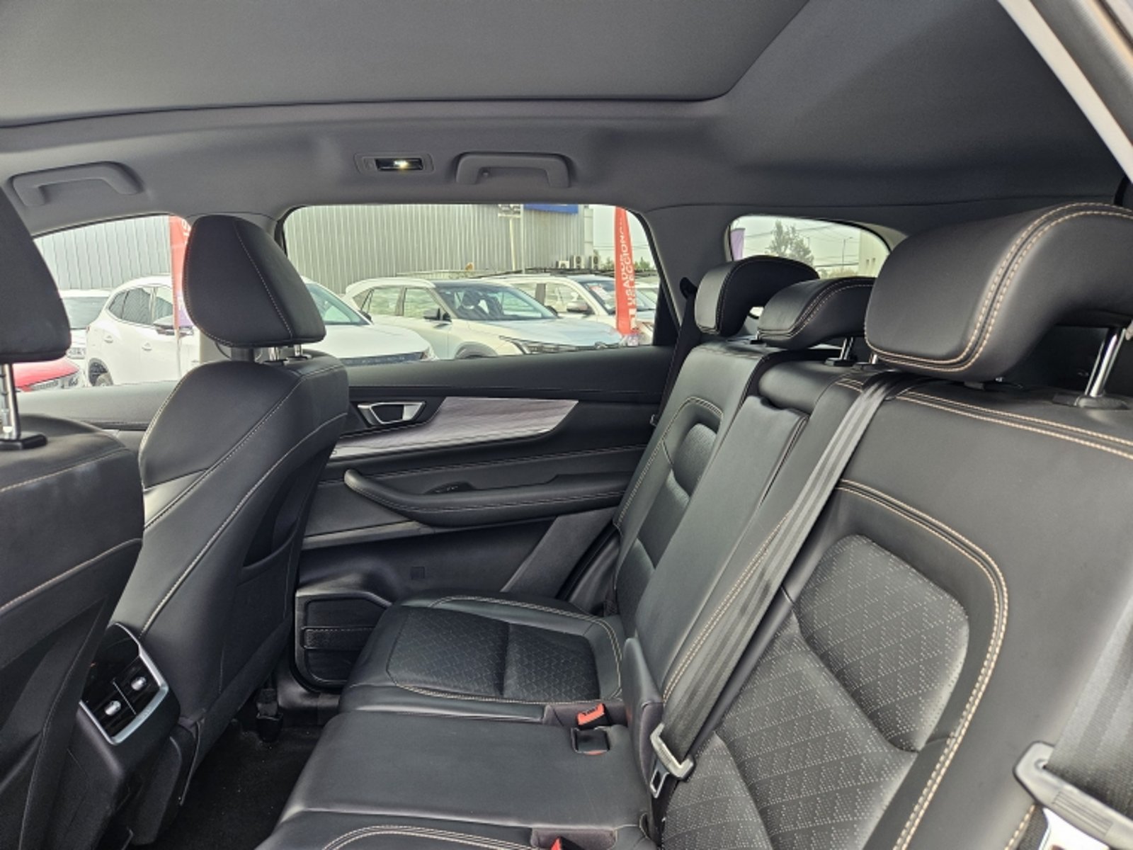 CHERY Tiggo 8 Pro Glx Dct 1.6 Aut 2023 - Imagen 8 de 20