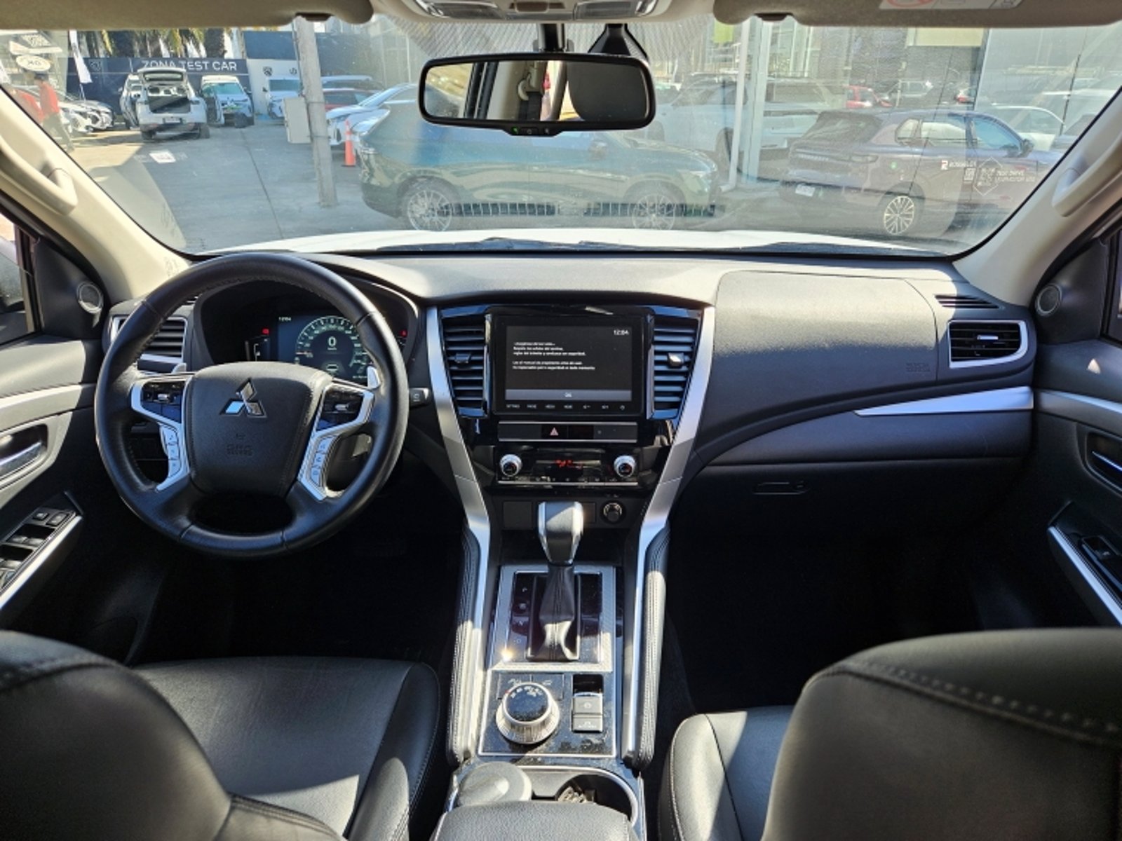 Mitsubishi Montero Sport 3.0 Aut 2024 - Imagen 9 de 20
