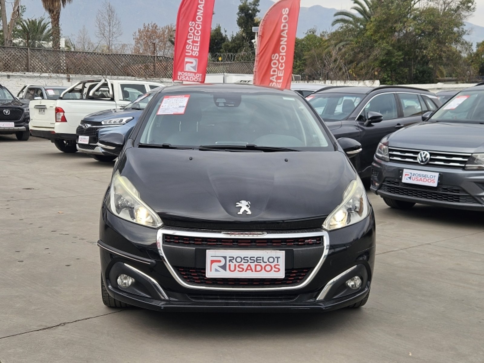 Peugeot 208 Gt Line 1.2 Aut 2016 - Foto 2 de 20