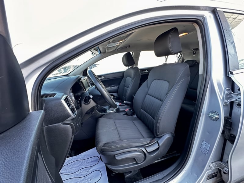 Kia Sportage Lx 2.0 2021 - Imagen 9 de 20
