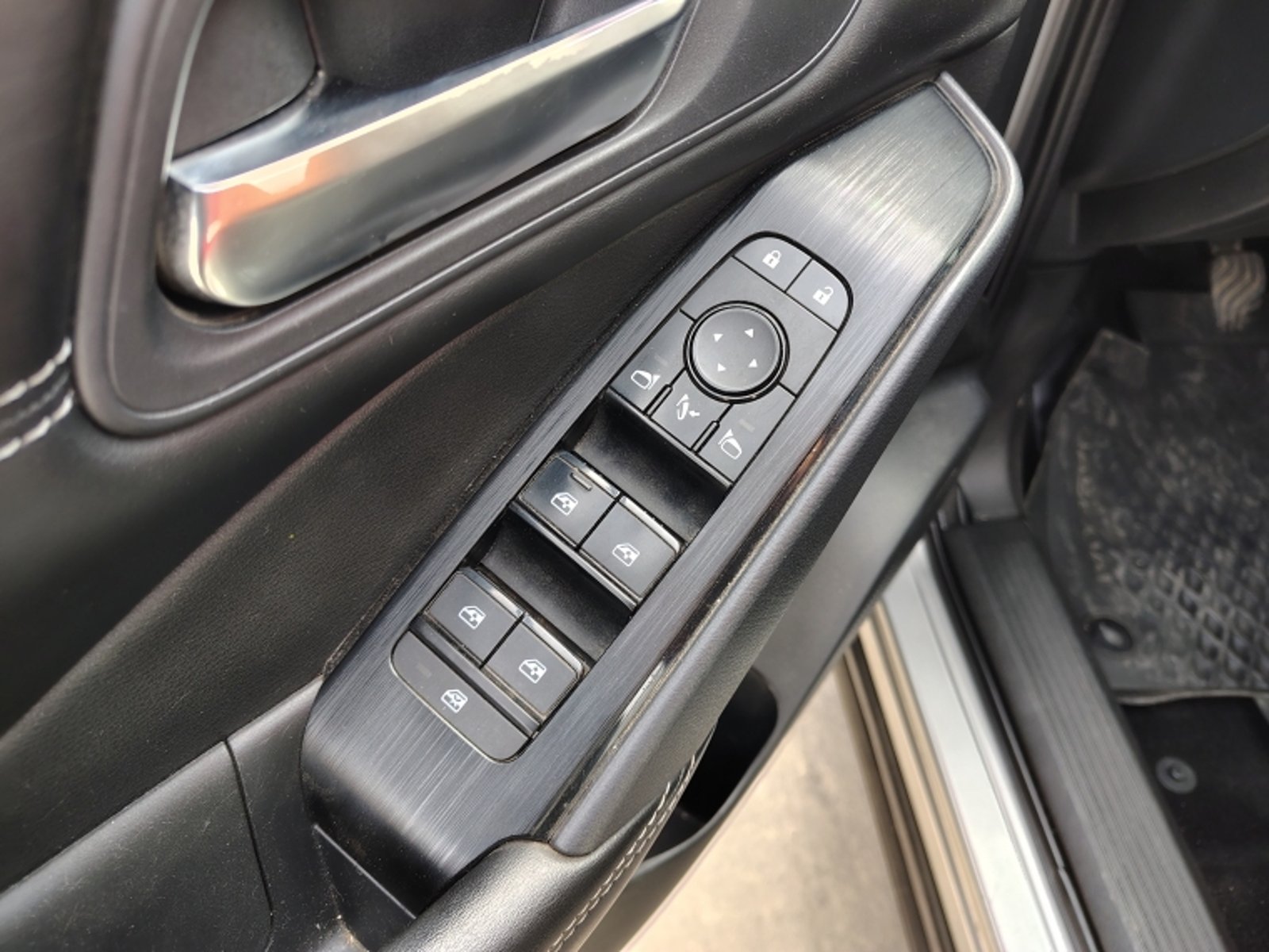 NISSAN Qashqai Turbo 1.3 2023 - Imagen 9 de 20