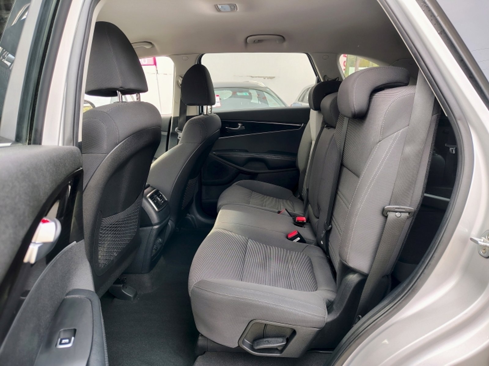 KIA Sorento Ex 2.2 Aut 2018 - Imagen 8 de 20