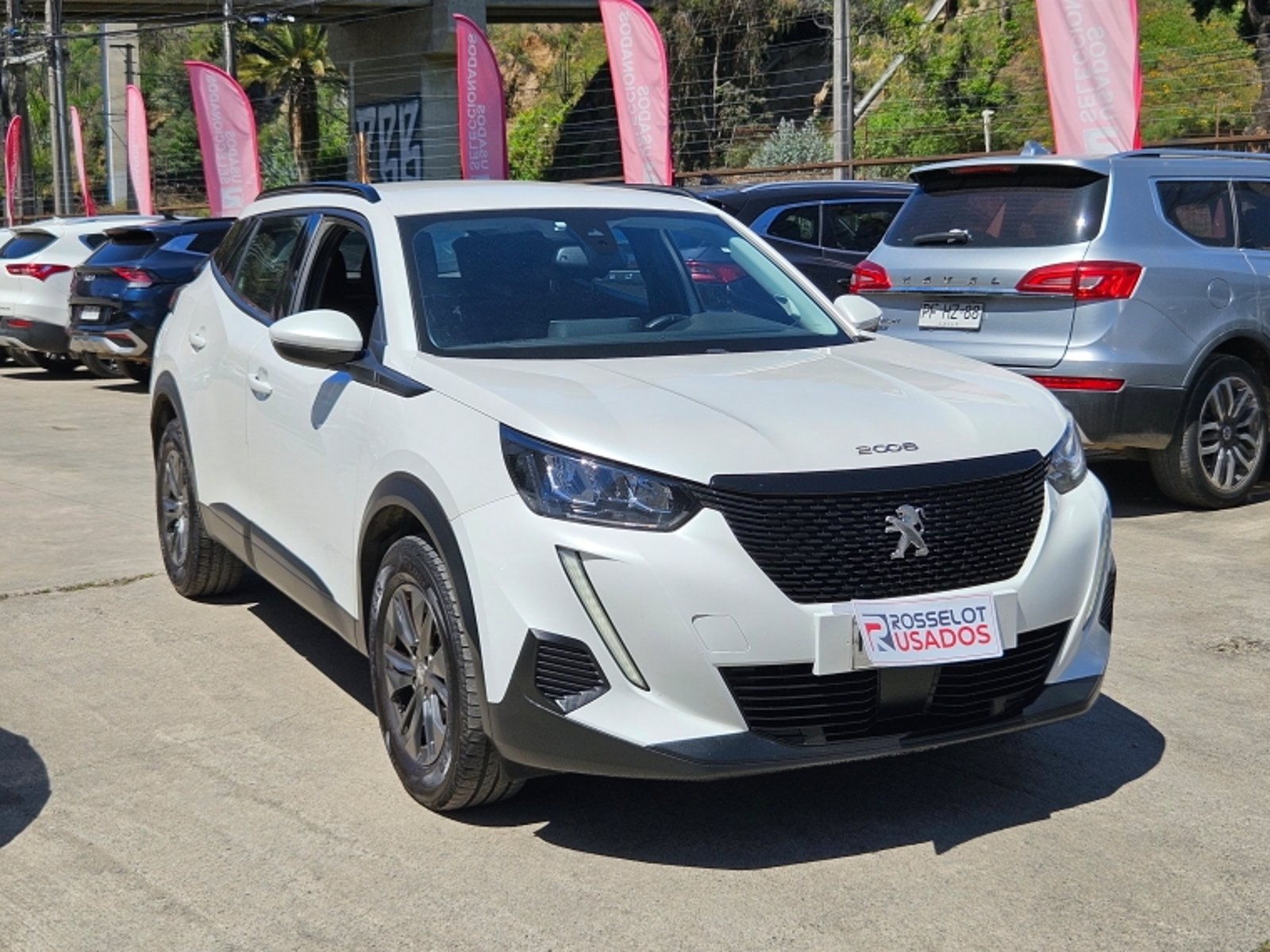 Peugeot 2008 Blue Hdi 100 4x2 1.5 2021 - Foto 4 de 14