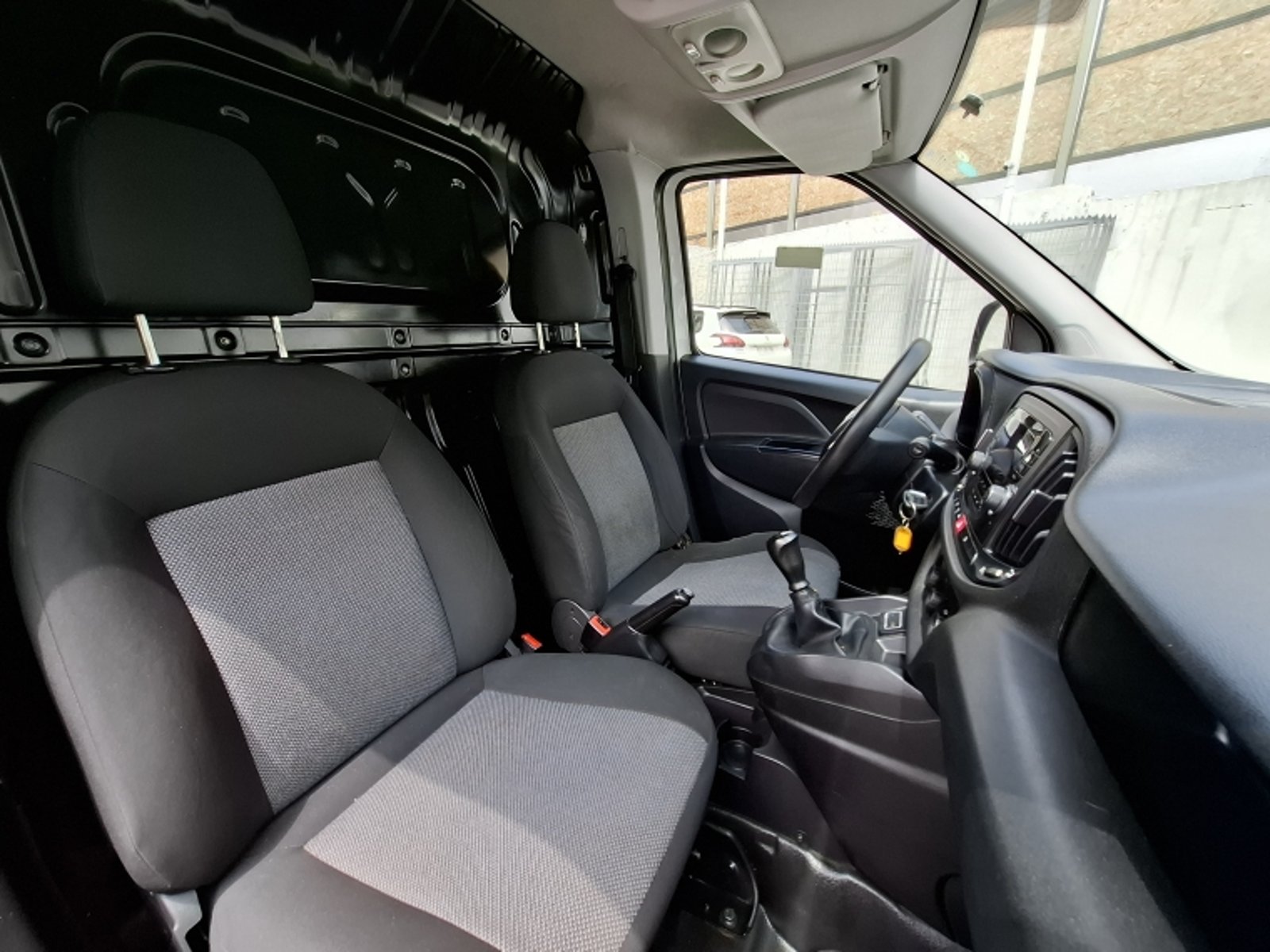 RAM V1000 Van 1000 1.3 2020 - Imagen 18 de 20