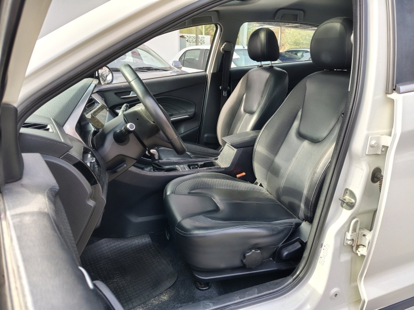 CHERY Tiggo 2 Pro 1.0t Glx Cvt 2022 - Imagen 12 de 20