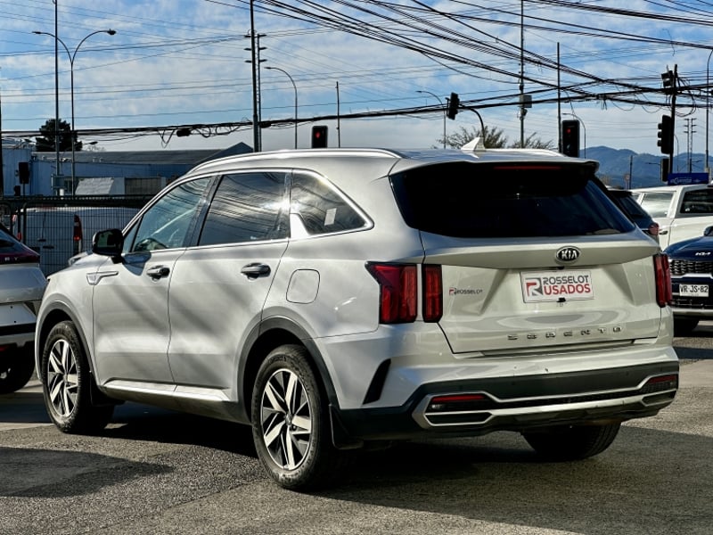 Kia Sorento Ex 2.5 Aut 2021 - Imagen 7 de 20