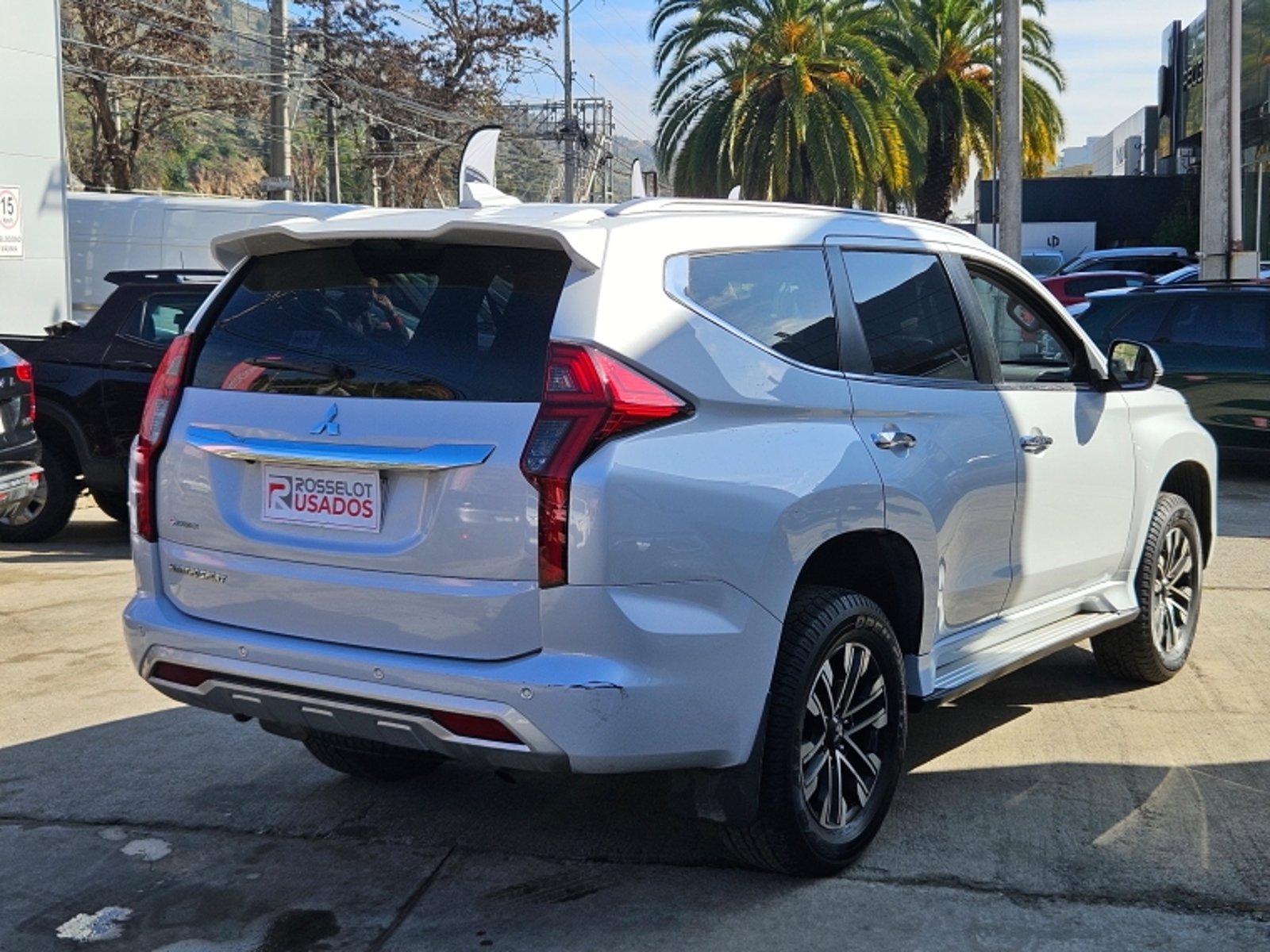 Mitsubishi Montero Sport 3.0 Aut 2024 - Imagen 5 de 20