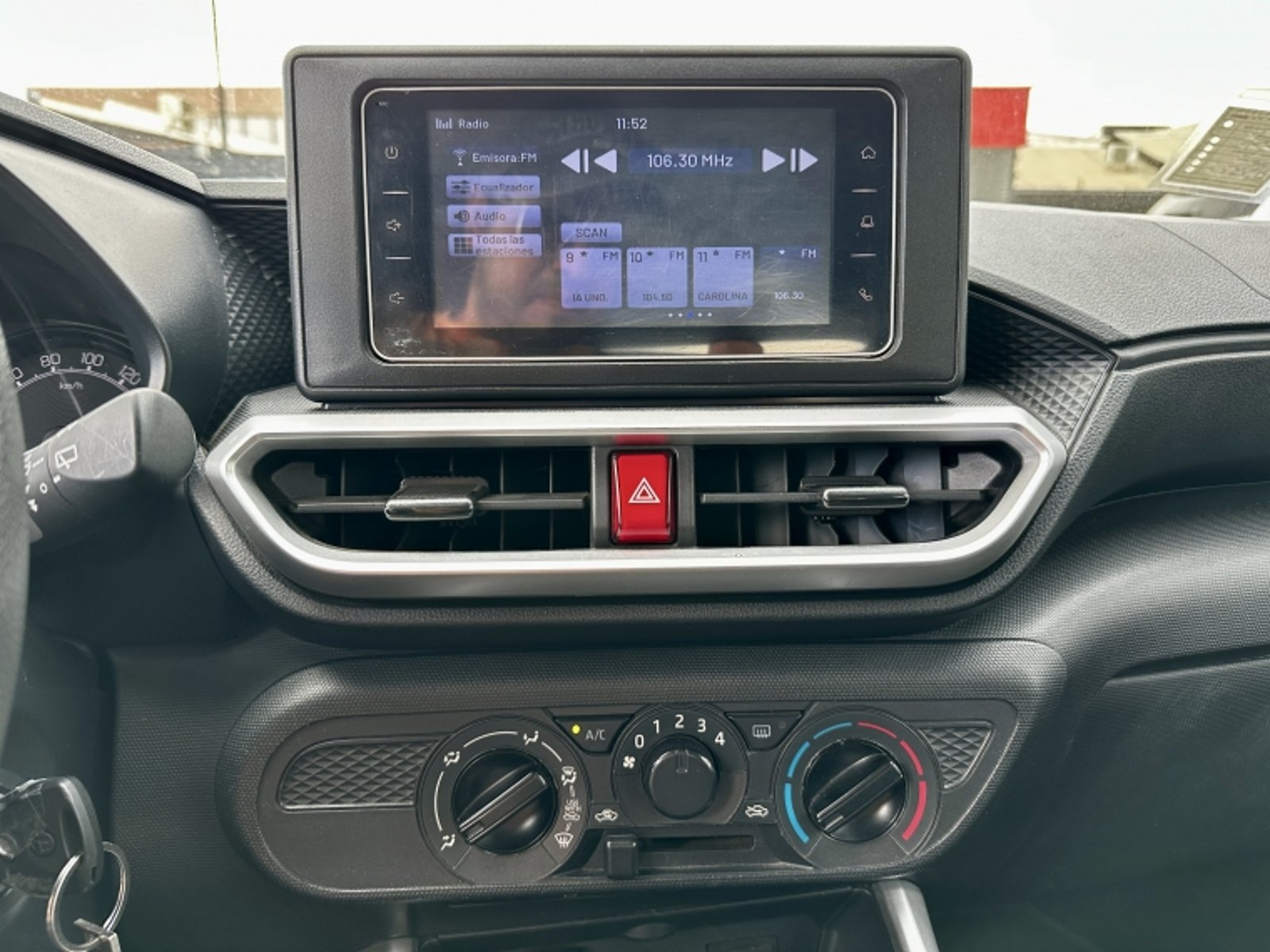 TOYOTA Raize Cvt 1.2 Aut 2023 - Imagen 13 de 20