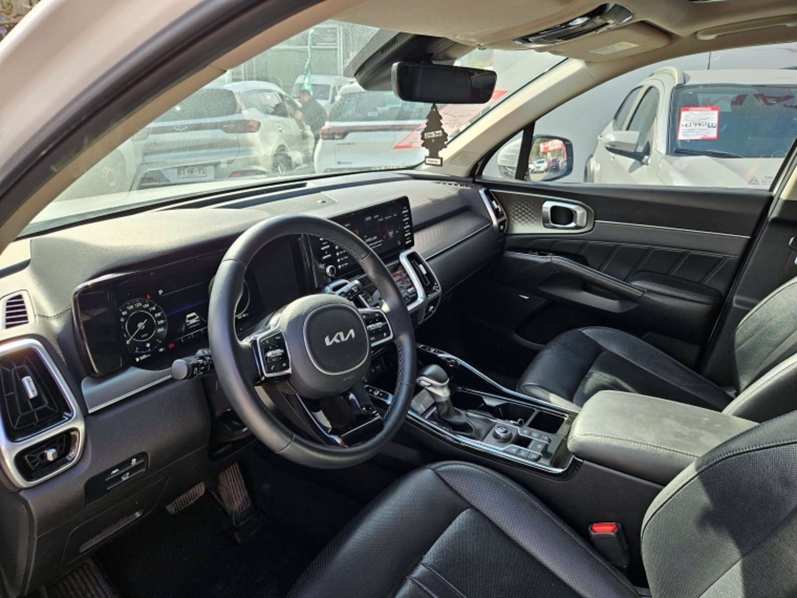 KIA Sorento Ex 2.5 At Ac 4x4 2024 - Imagen 14 de 20