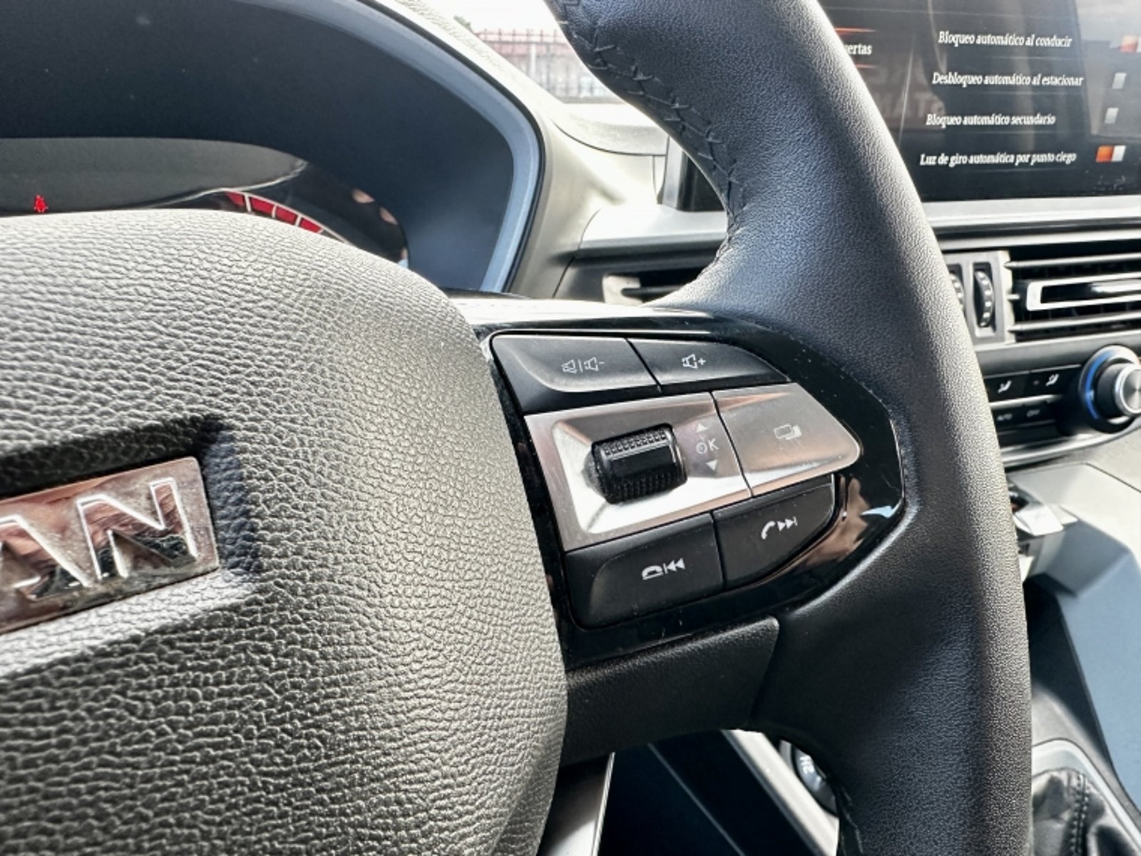 CHANGAN Hunter 4x4 1.9 2022 - Imagen 13 de 20