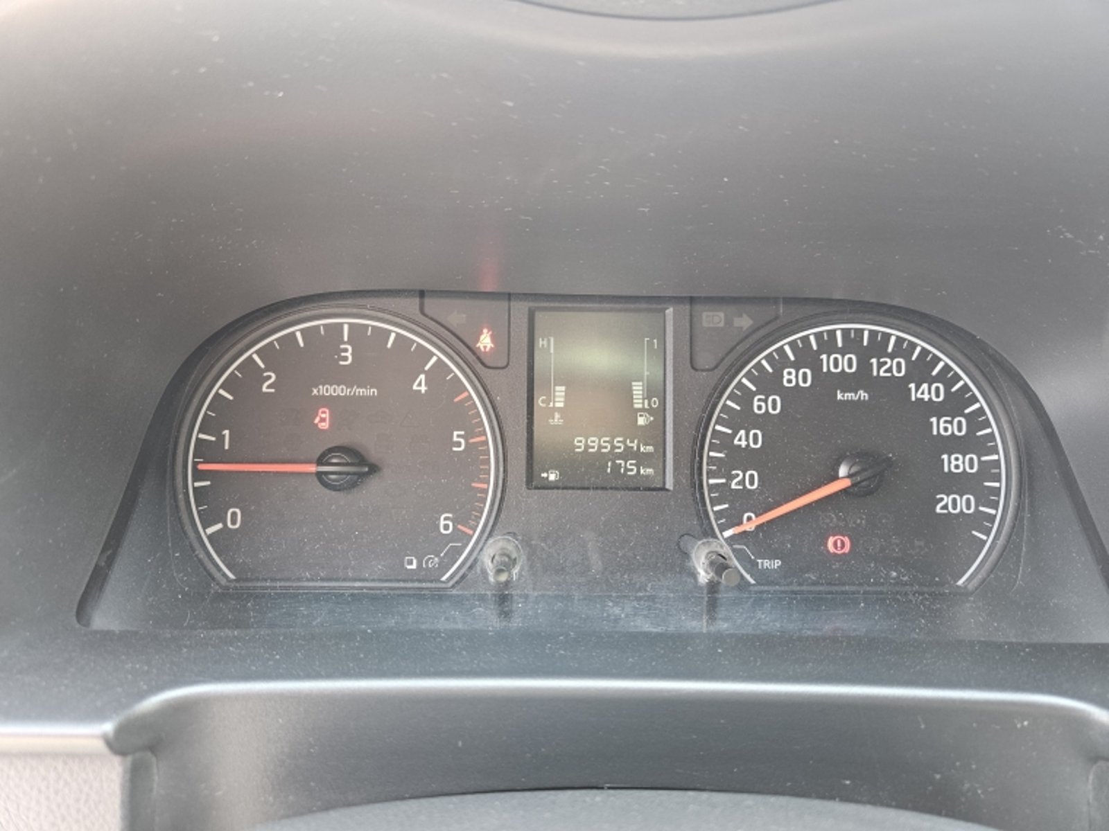NISSAN Urvan 4x2 2.5 2023 - Imagen 16 de 20